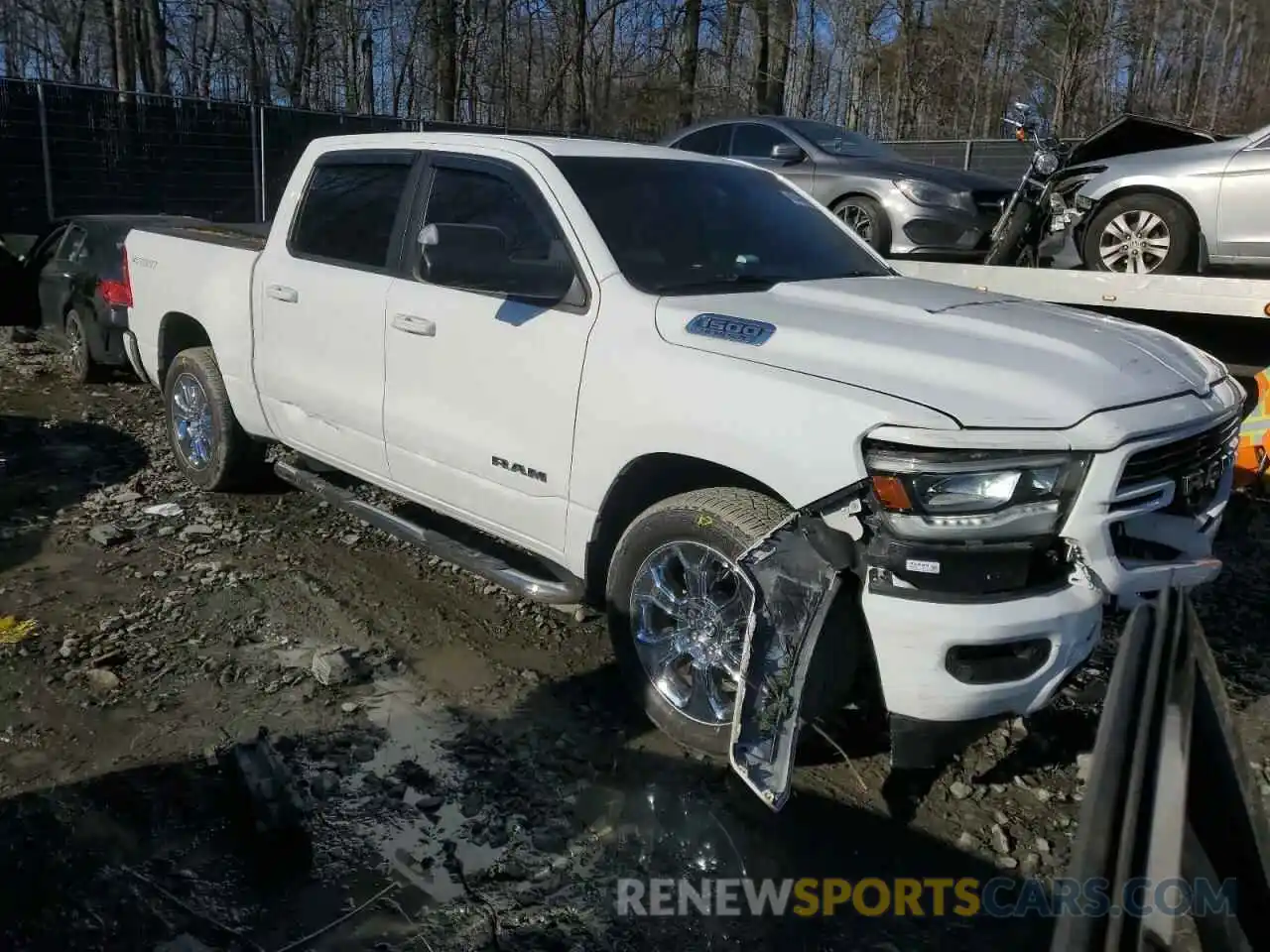 4 Photograph of a damaged car 1C6SRFFTXLN380563 RAM 1500 2020