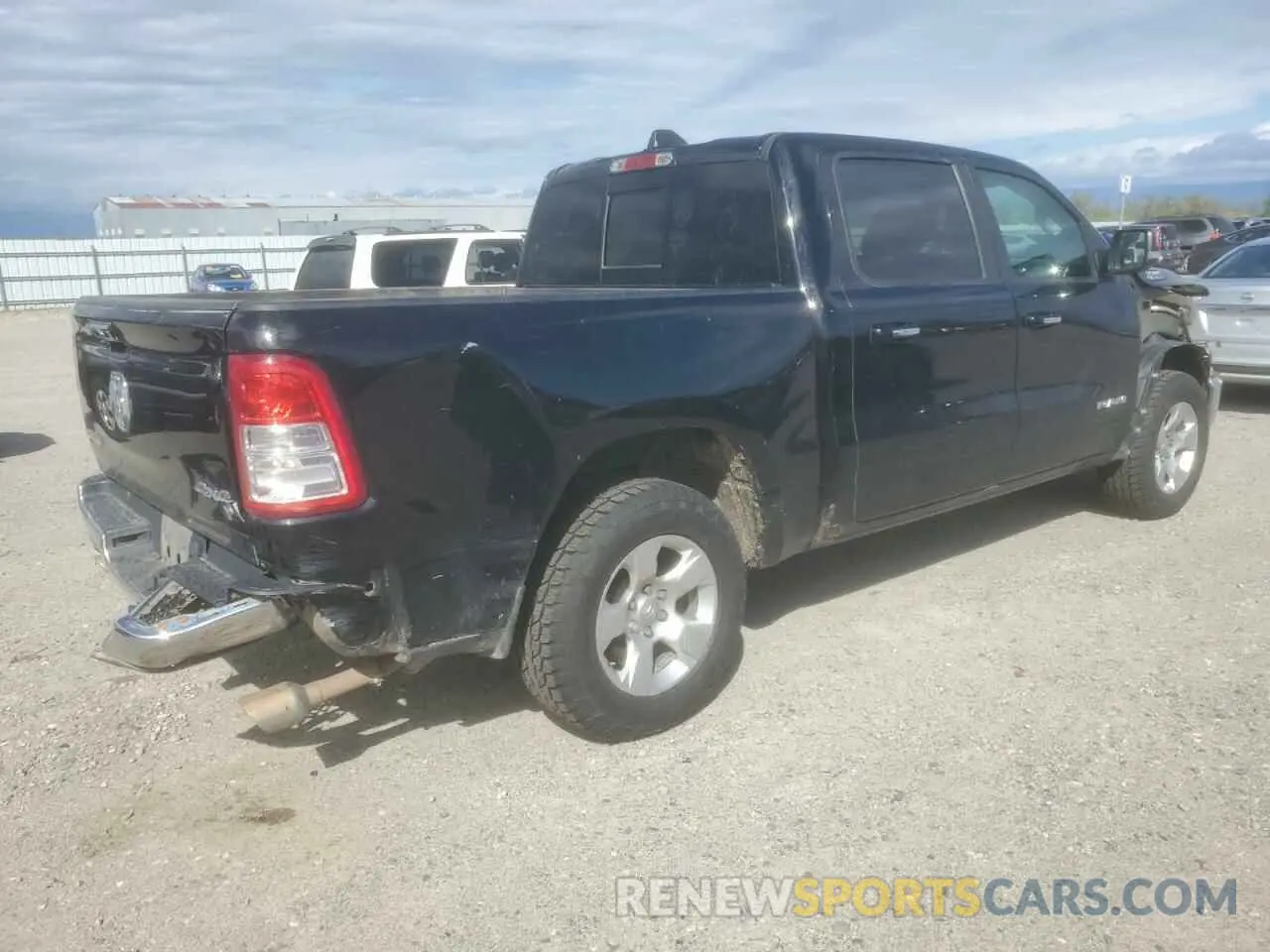 3 Photograph of a damaged car 1C6SRFFTXLN409088 RAM 1500 2020