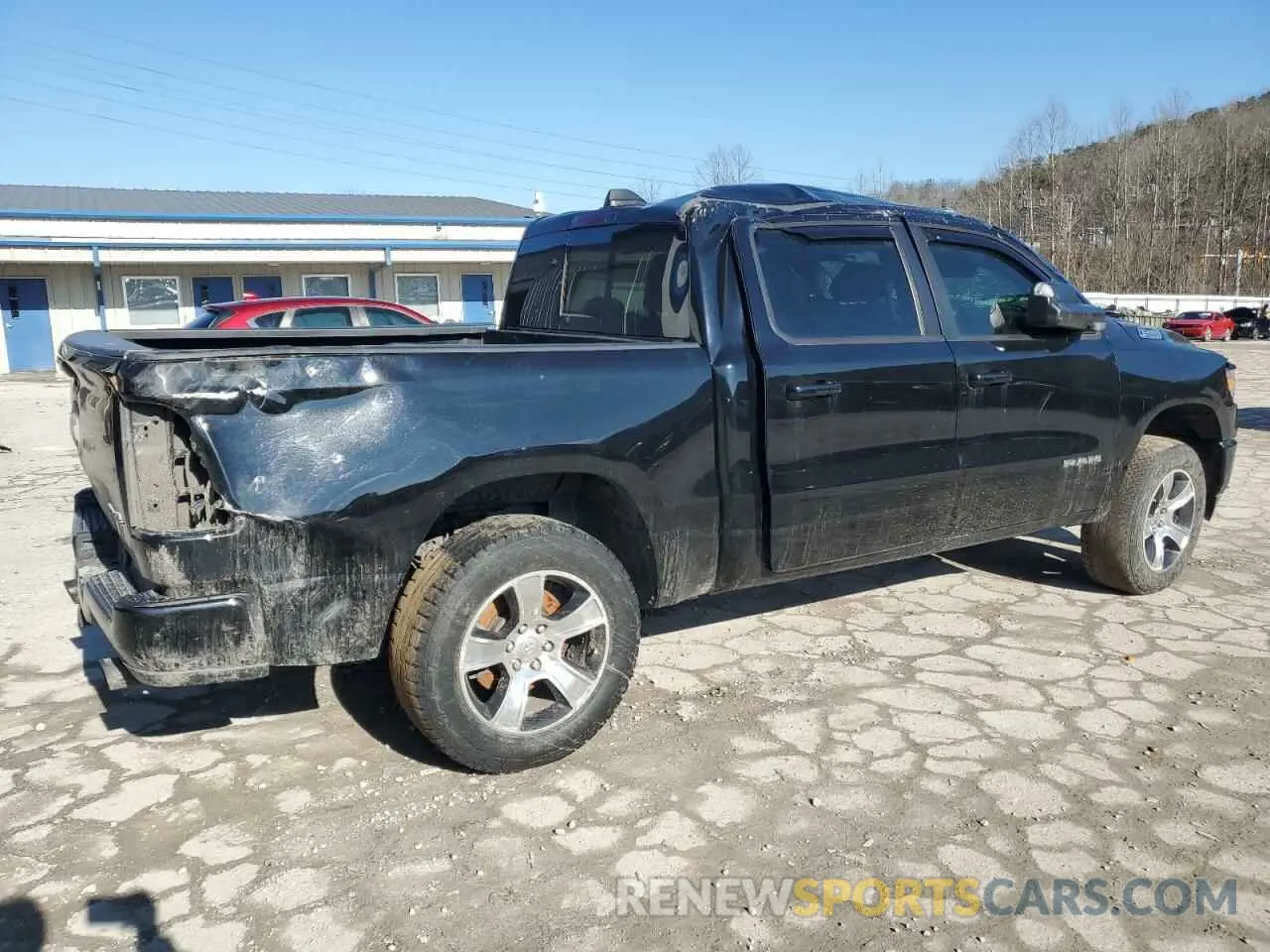 3 Photograph of a damaged car 1C6SRFGT1LN117327 RAM 1500 2020