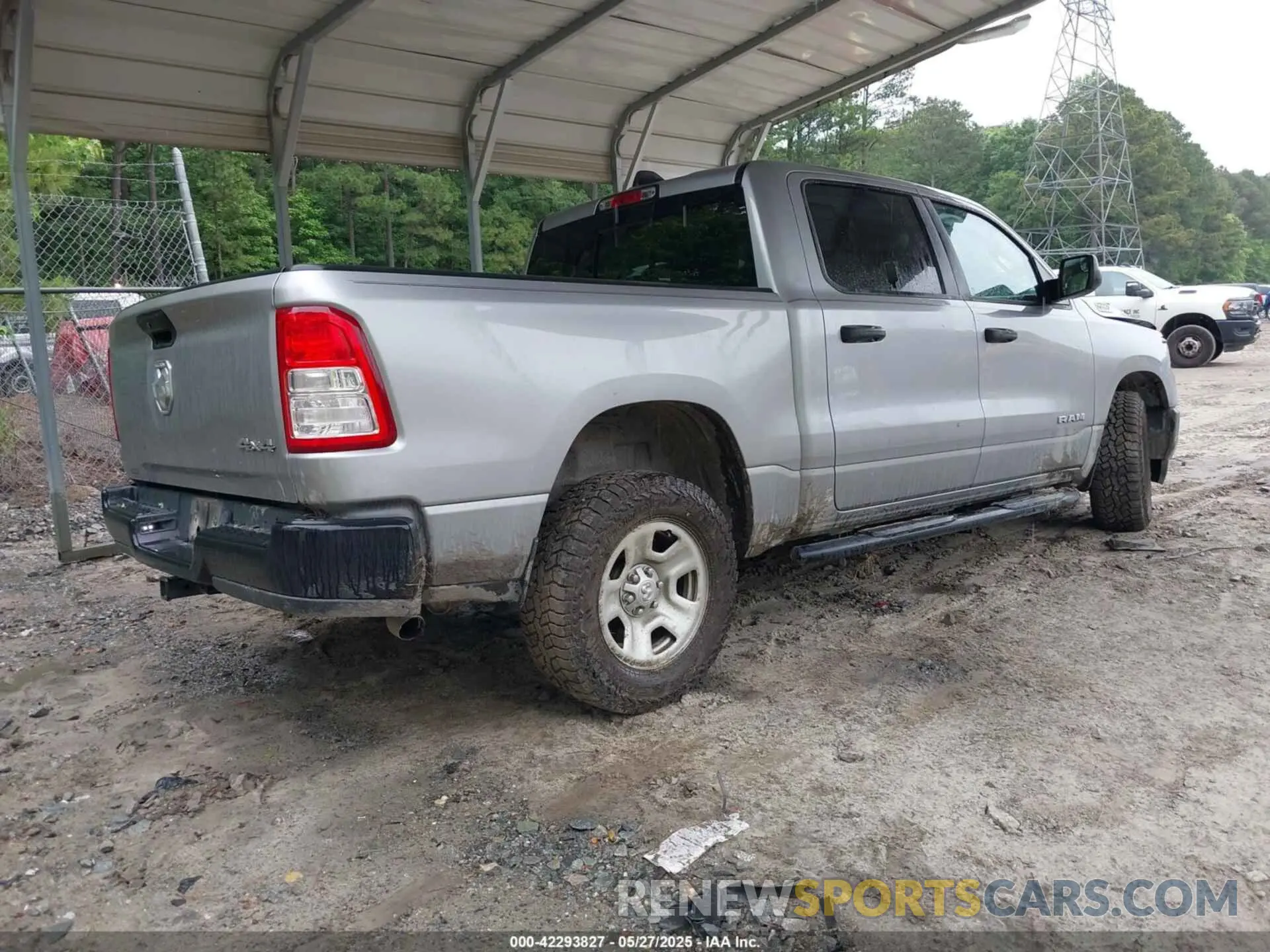 4 Photograph of a damaged car 1C6SRFGT3LN151043 RAM 1500 2020