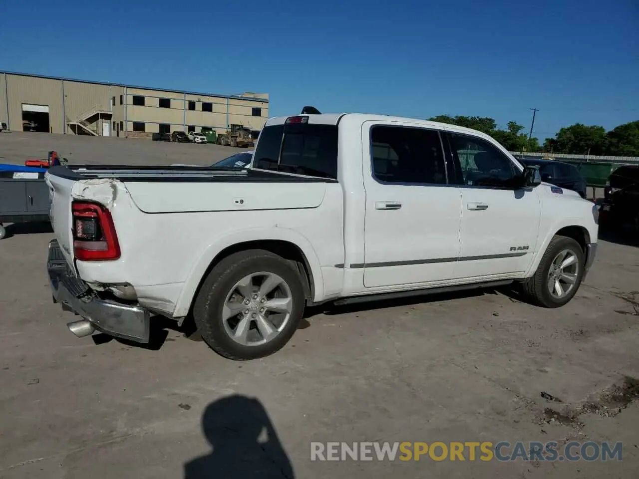 3 Photograph of a damaged car 1C6SRFHMXLN303441 RAM 1500 2020