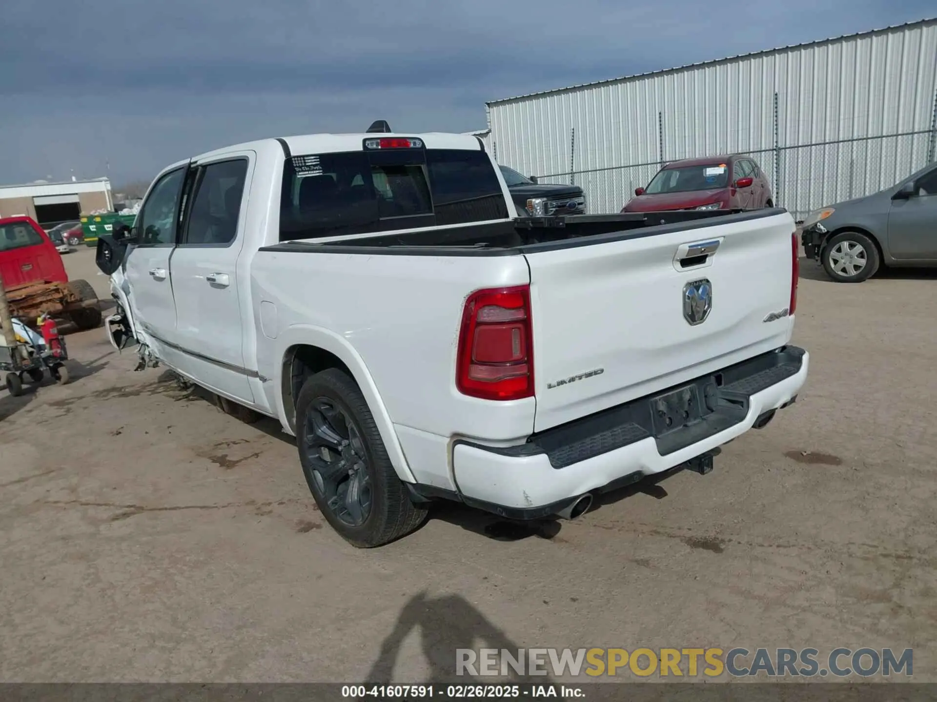3 Photograph of a damaged car 1C6SRFHT0LN223265 RAM 1500 2020