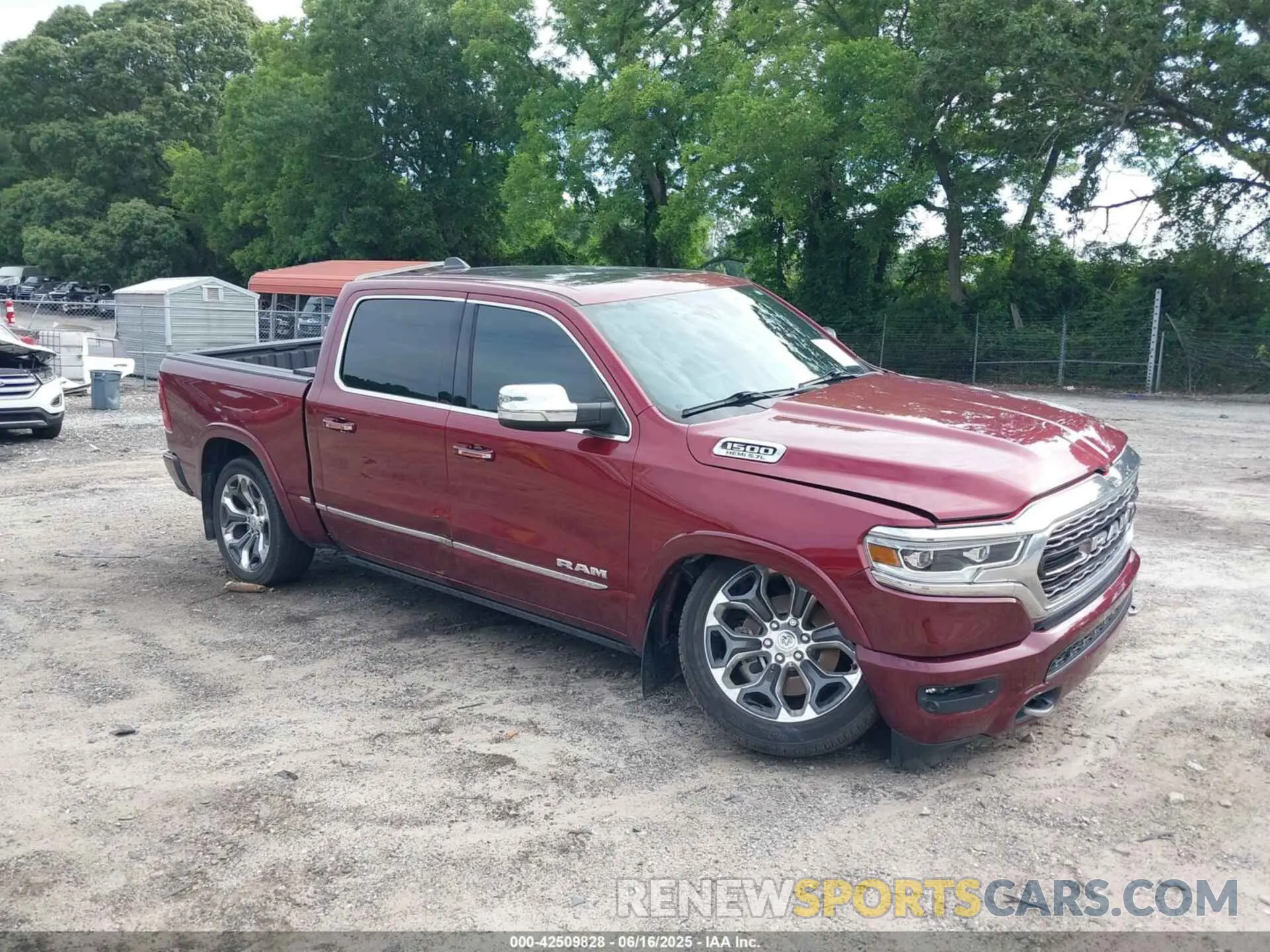 1 Photograph of a damaged car 1C6SRFHT0LN255035 RAM 1500 2020