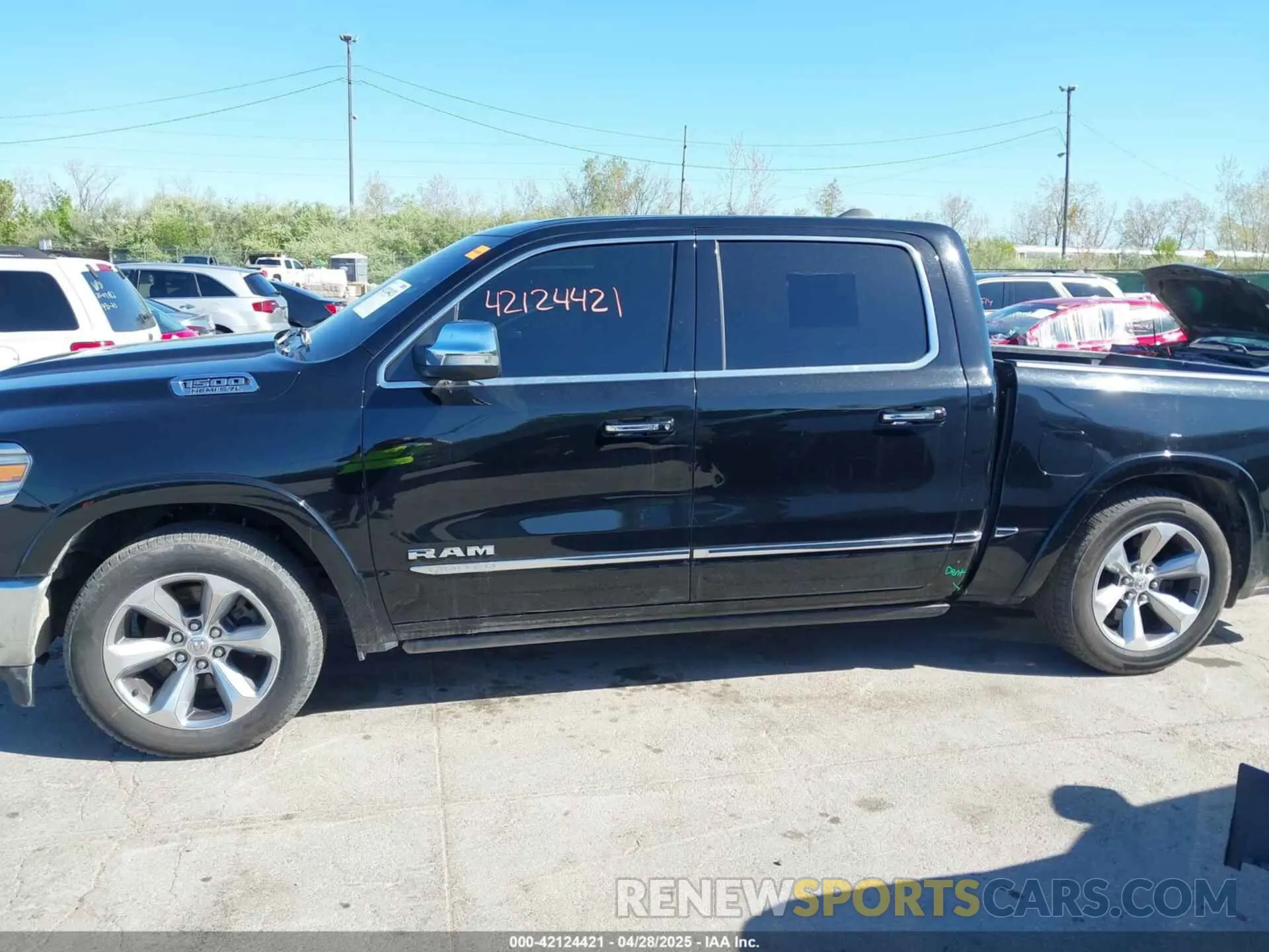 14 Photograph of a damaged car 1C6SRFHT1LN219449 RAM 1500 2020