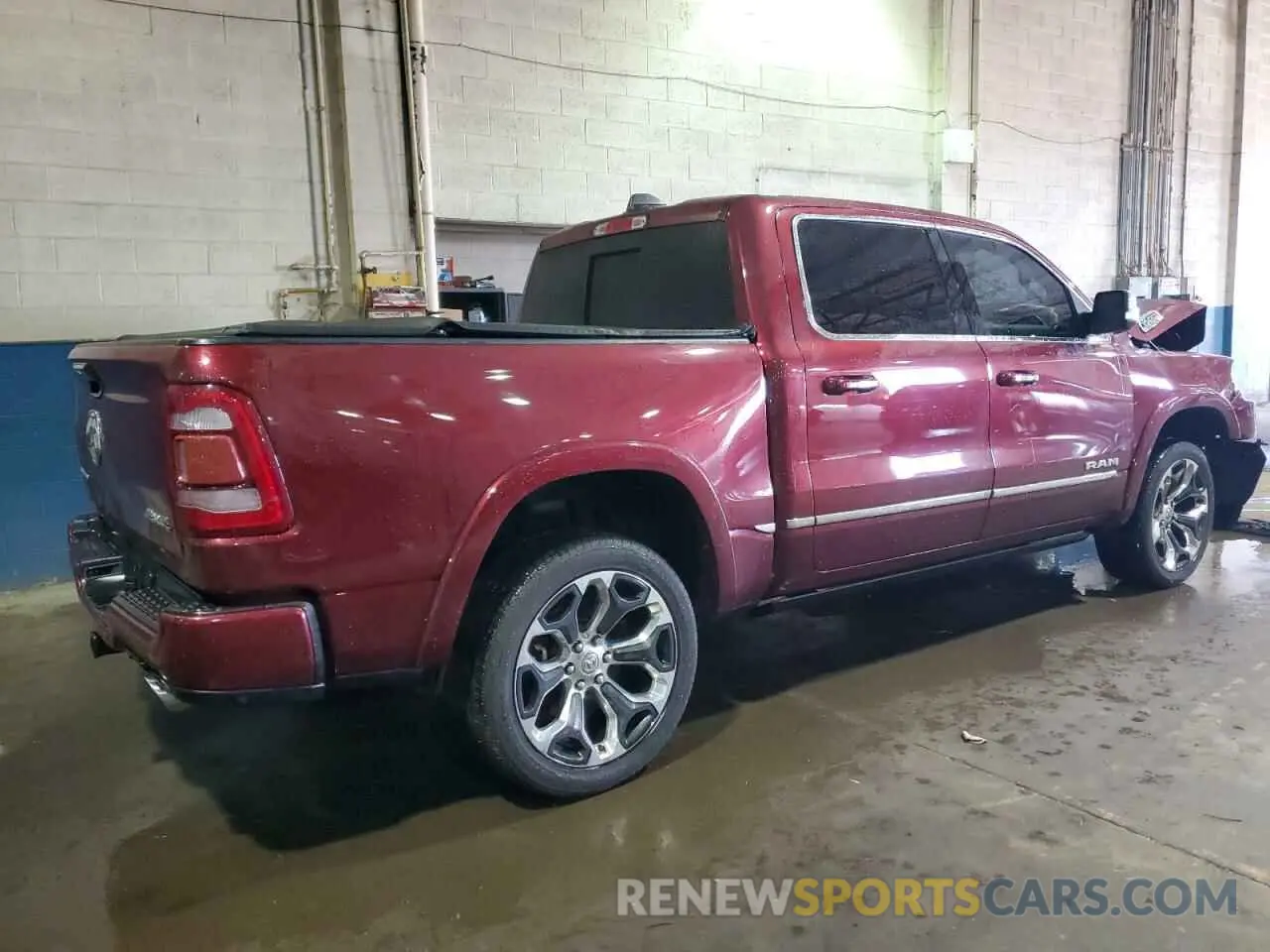 3 Photograph of a damaged car 1C6SRFHT5LN136266 RAM 1500 2020