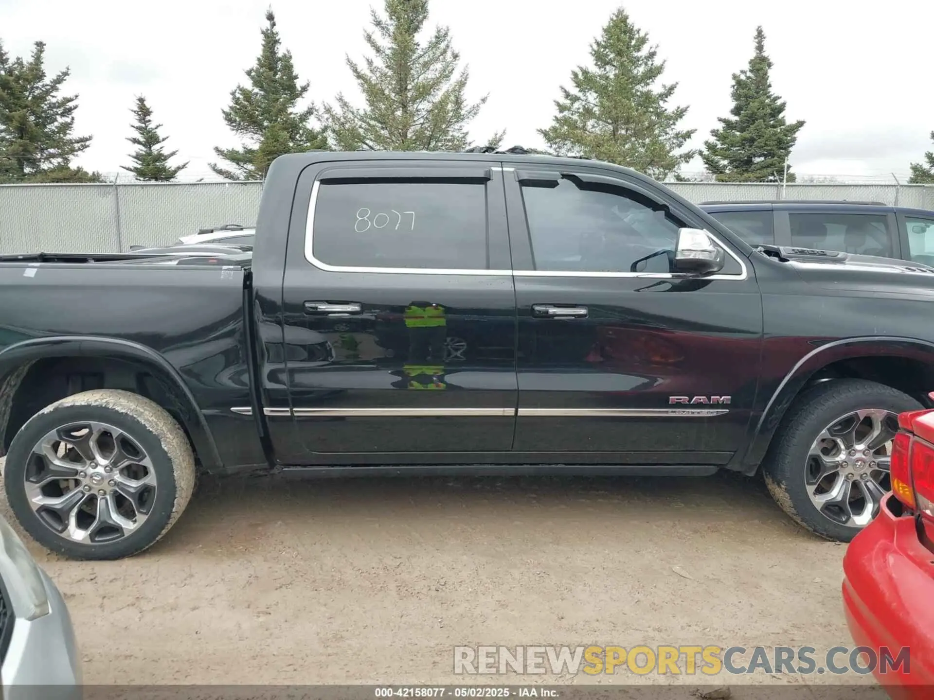 13 Photograph of a damaged car 1C6SRFHT5LN341876 RAM 1500 2020