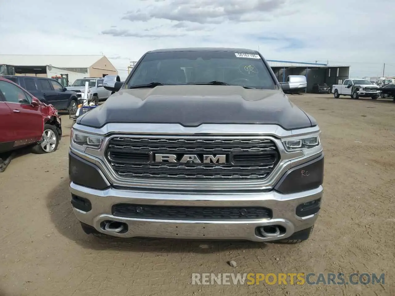 5 Photograph of a damaged car 1C6SRFHT7LN259275 RAM 1500 2020