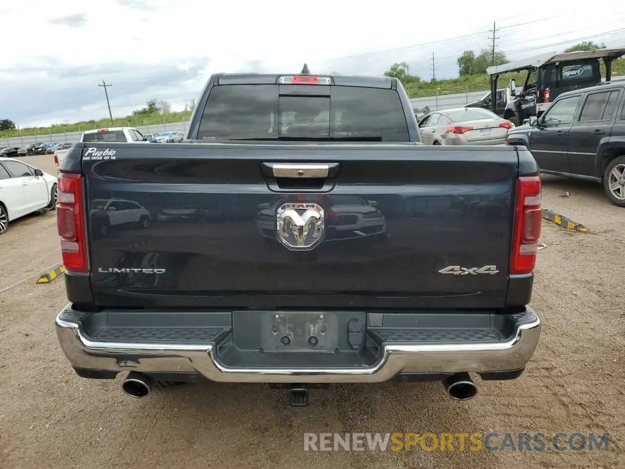 6 Photograph of a damaged car 1C6SRFHT9LN404414 RAM 1500 2020