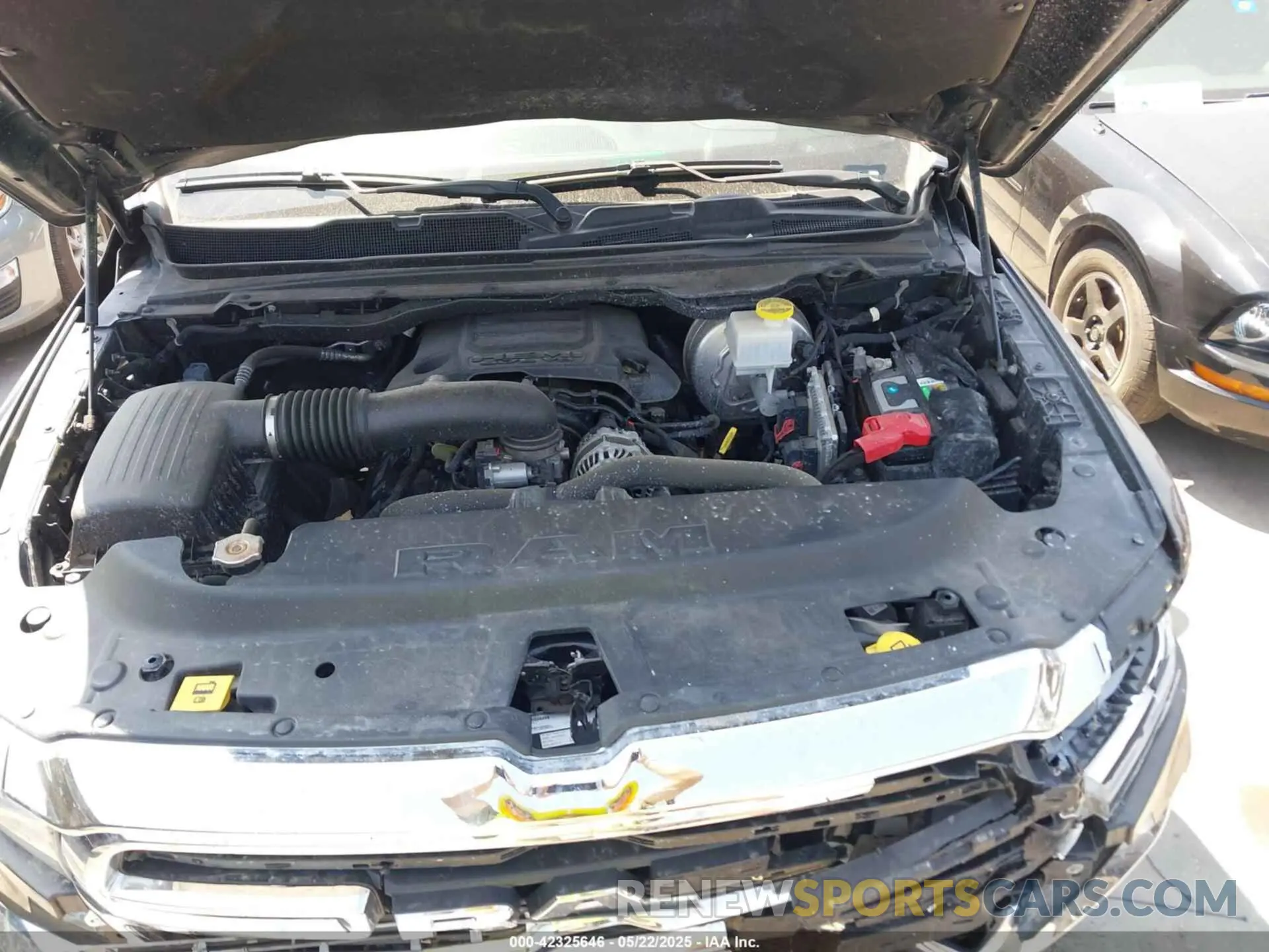 10 Photograph of a damaged car 1C6SRFJT0LN323862 RAM 1500 2020