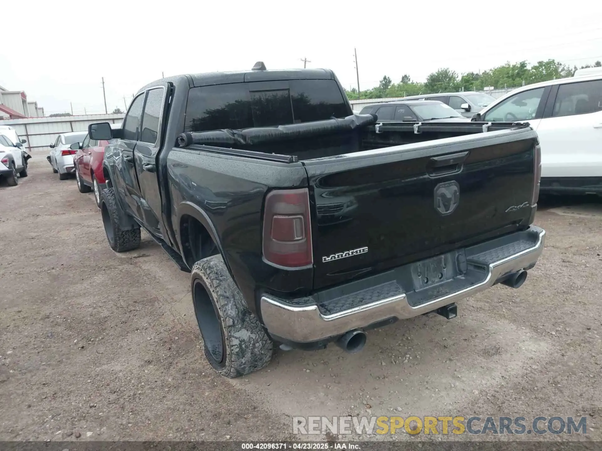 3 Photograph of a damaged car 1C6SRFJT1LN217761 RAM 1500 2020