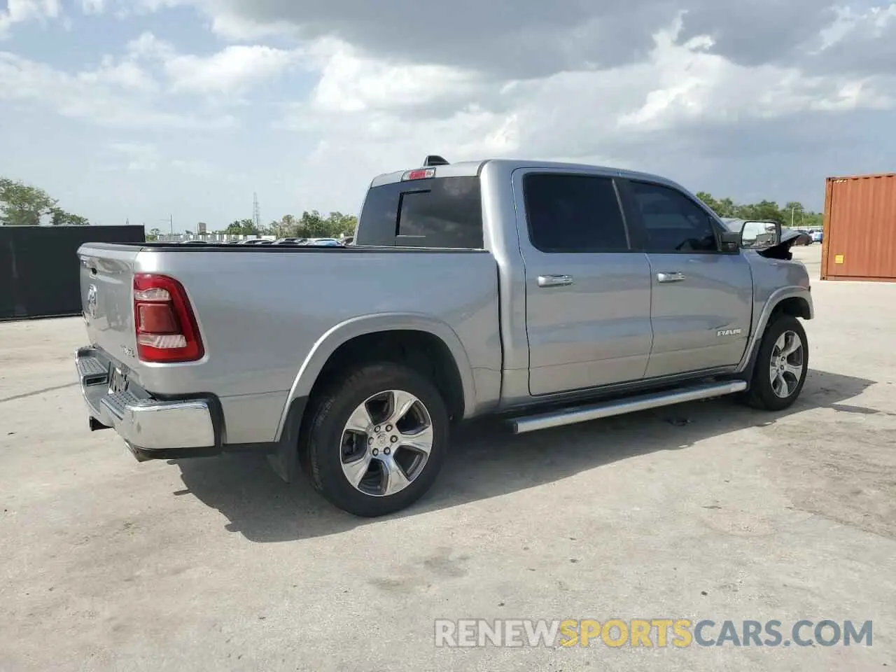 3 Photograph of a damaged car 1C6SRFJT1LN251604 RAM 1500 2020