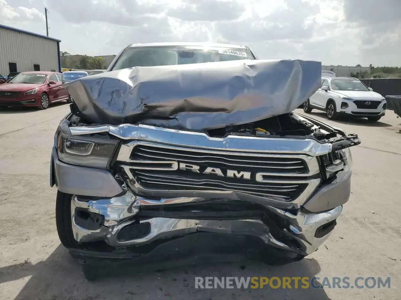 5 Photograph of a damaged car 1C6SRFJT1LN251604 RAM 1500 2020