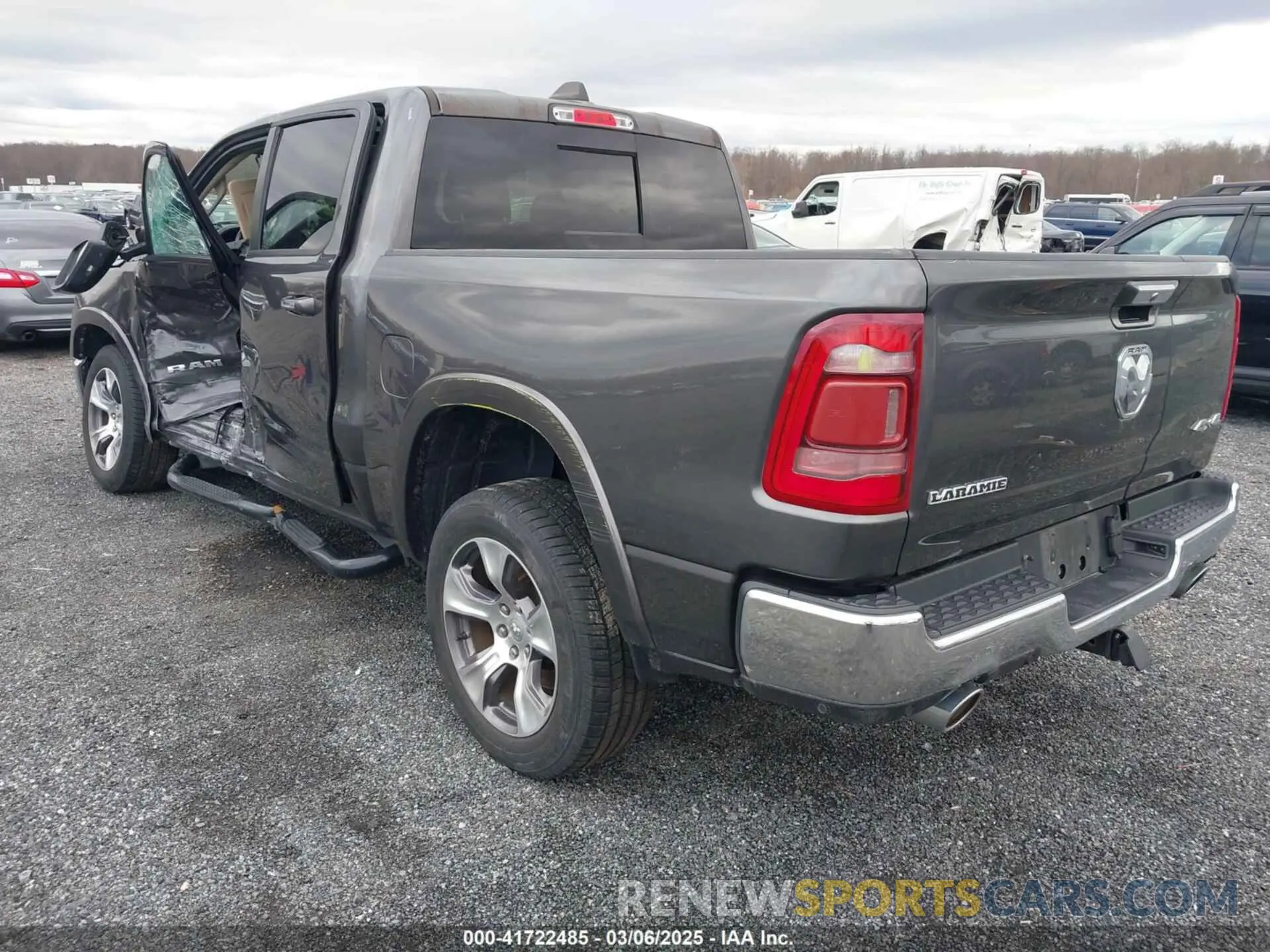 3 Photograph of a damaged car 1C6SRFJT1LN327290 RAM 1500 2020
