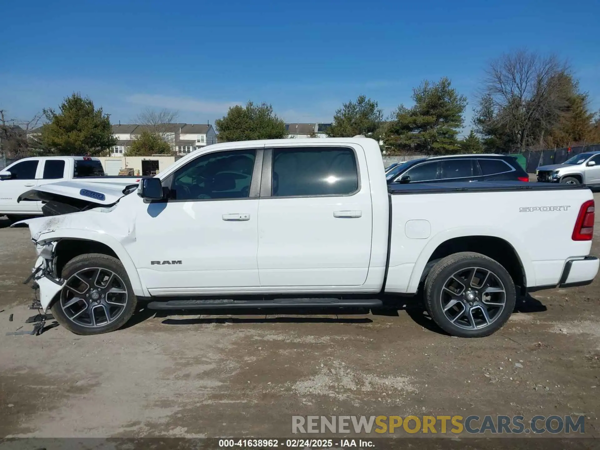 13 Photograph of a damaged car 1C6SRFJT1LN358412 RAM 1500 2020
