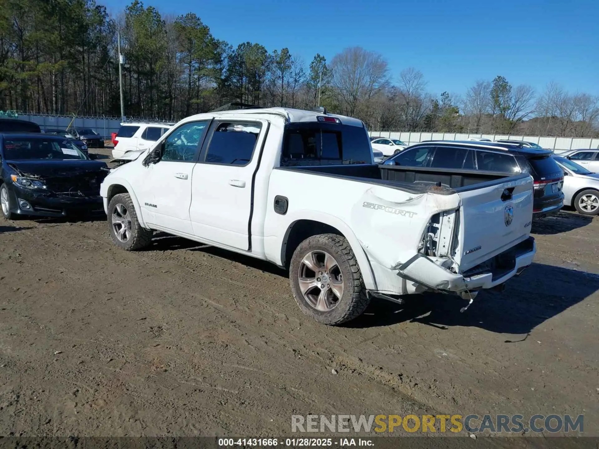 3 Photograph of a damaged car 1C6SRFJT2LN196015 RAM 1500 2020