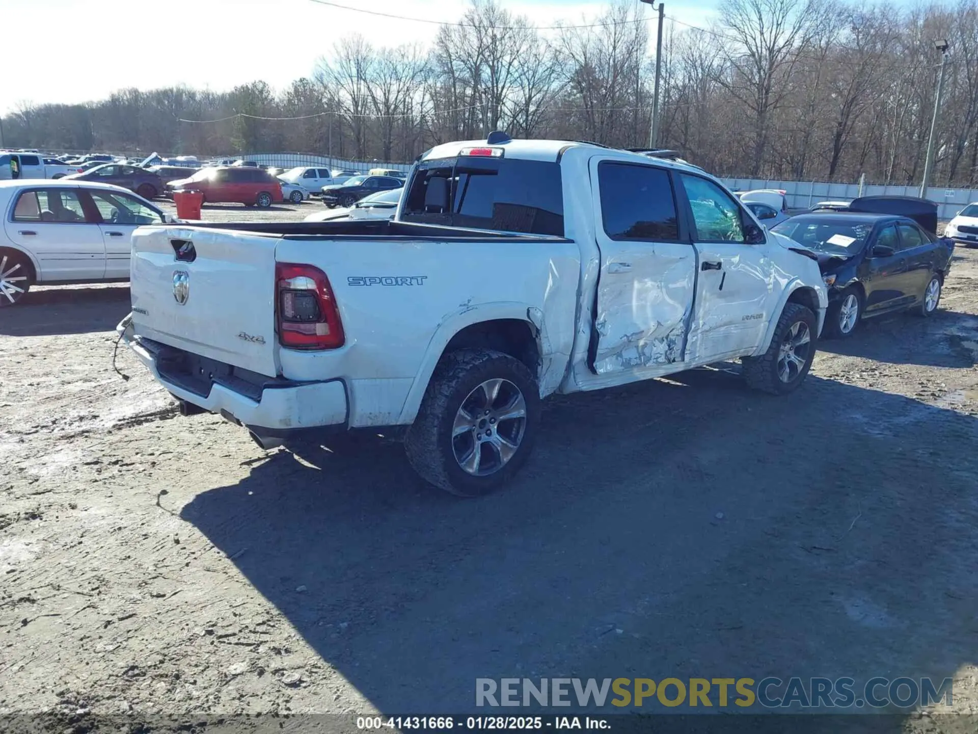 4 Photograph of a damaged car 1C6SRFJT2LN196015 RAM 1500 2020