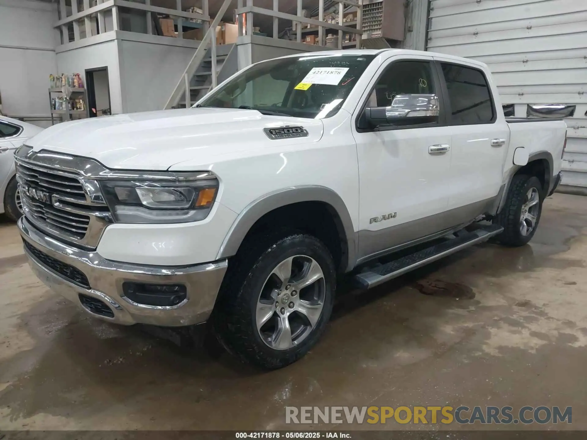 2 Photograph of a damaged car 1C6SRFJT4LN356072 RAM 1500 2020
