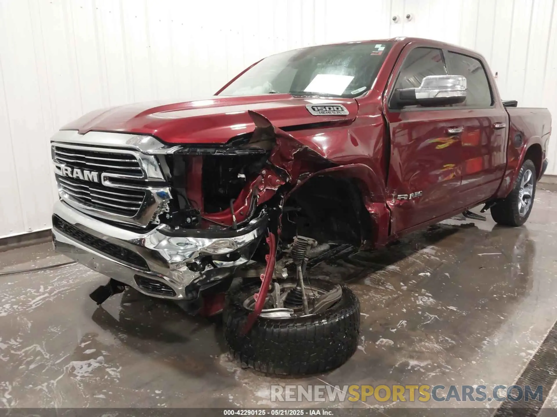 6 Photograph of a damaged car 1C6SRFJT5LN109384 RAM 1500 2020