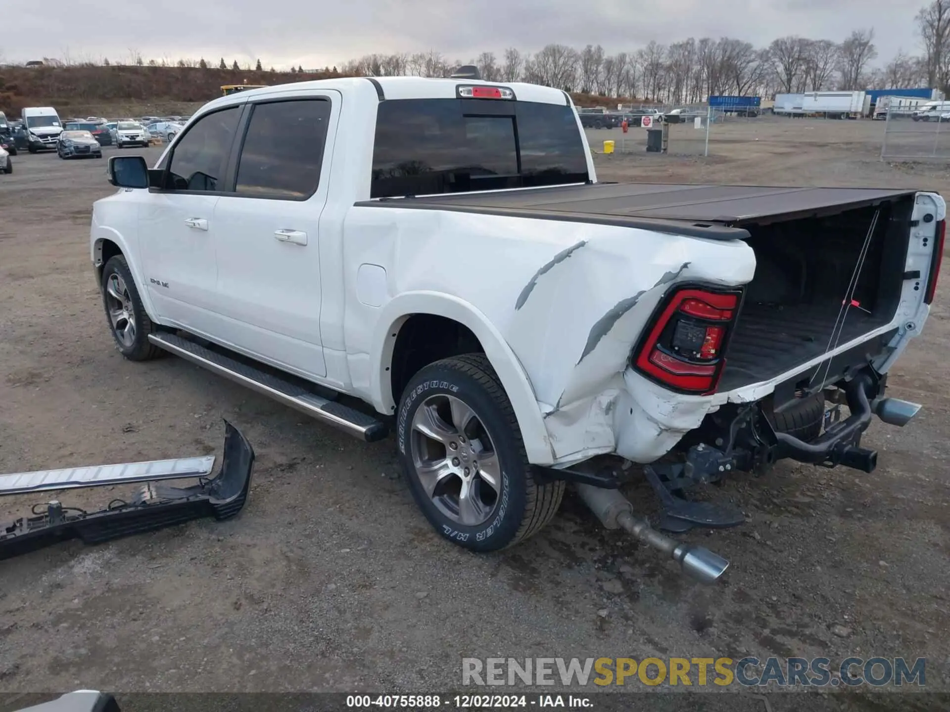 3 Photograph of a damaged car 1C6SRFJT5LN220243 RAM 1500 2020