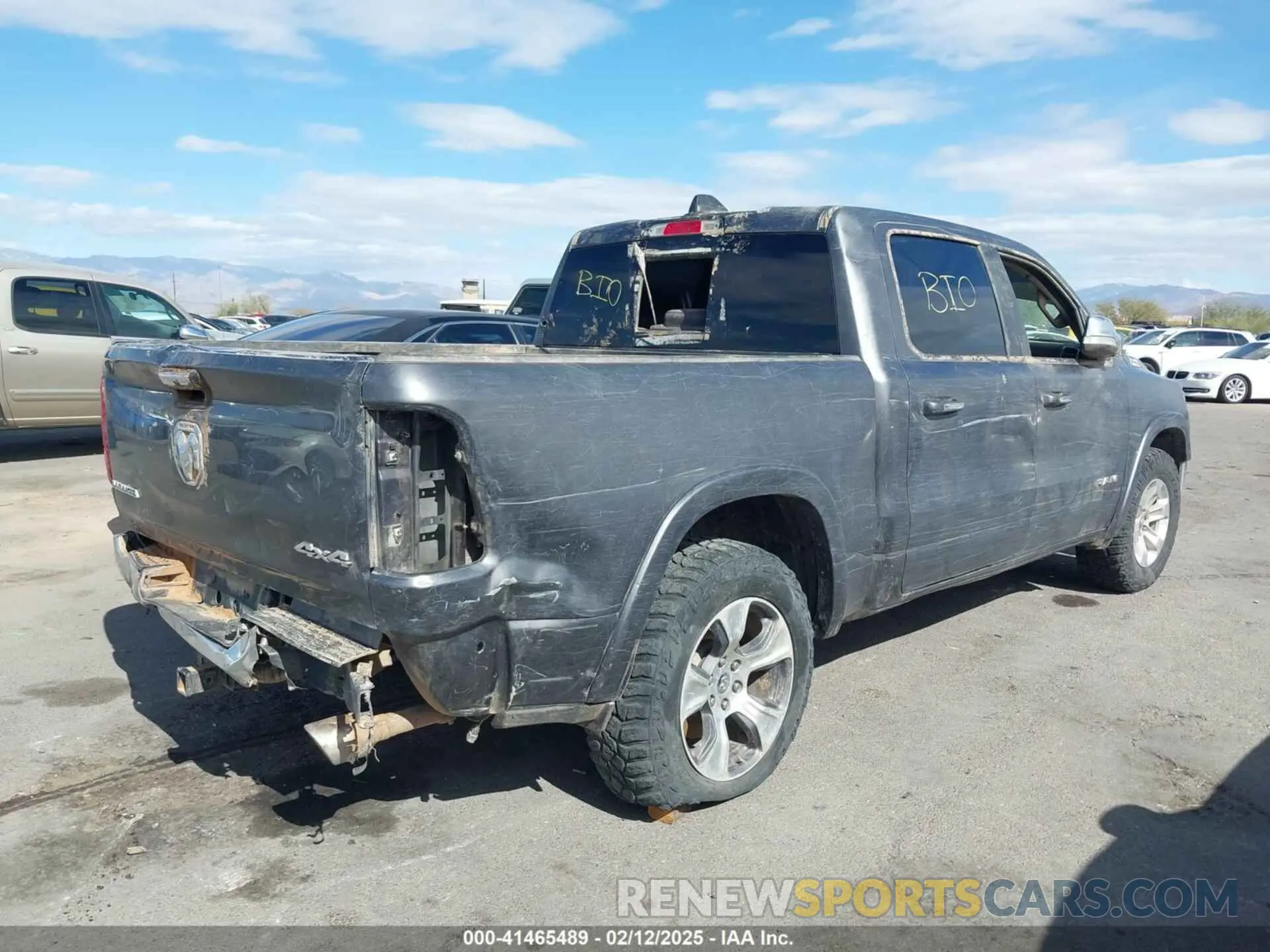 4 Photograph of a damaged car 1C6SRFJT5LN265554 RAM 1500 2020