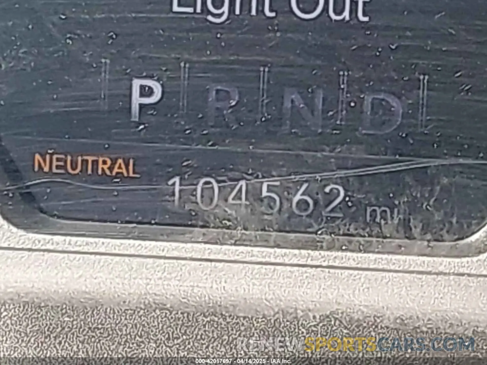 16 Photograph of a damaged car 1C6SRFJT6LN116859 RAM 1500 2020