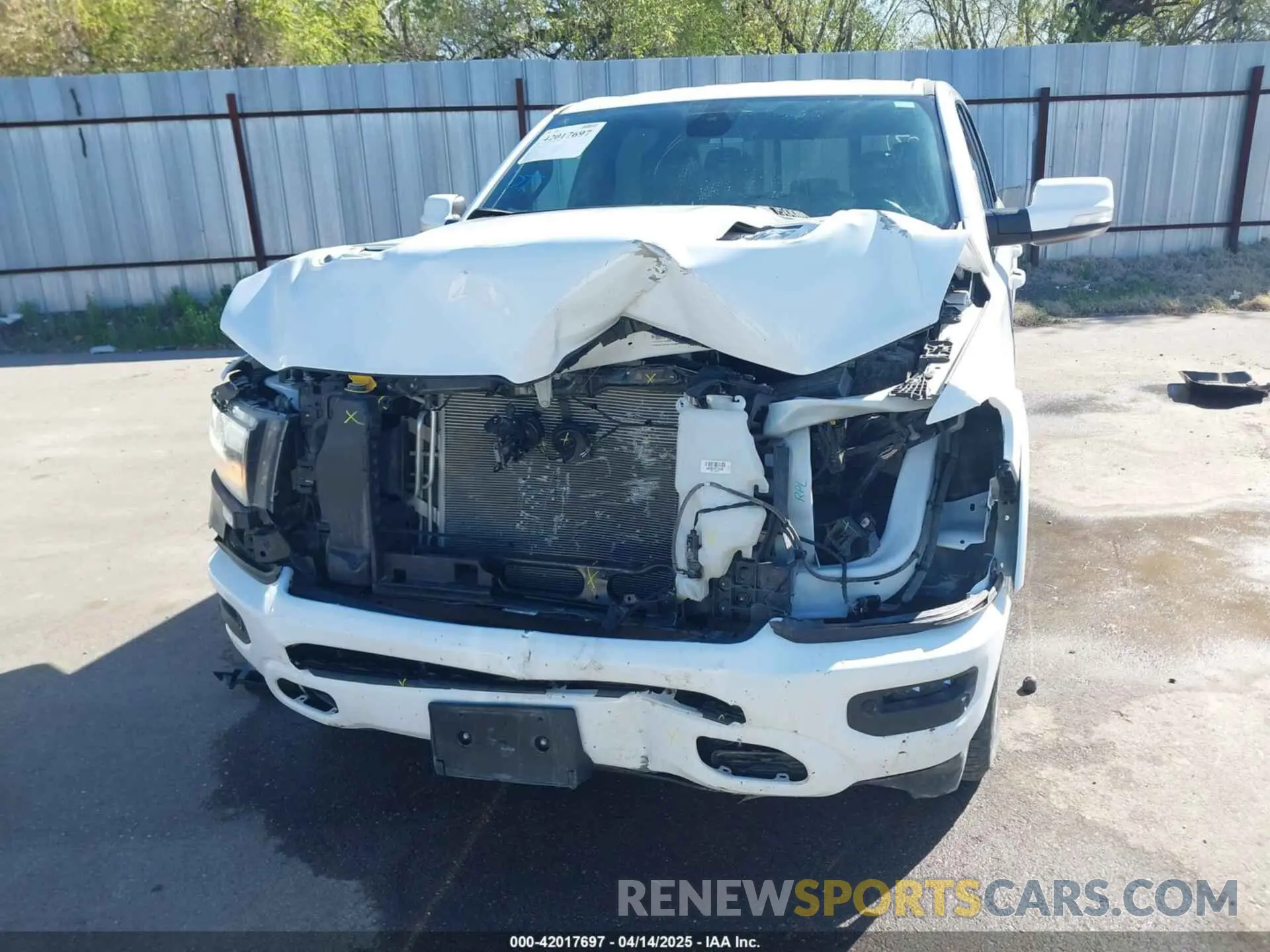 6 Photograph of a damaged car 1C6SRFJT6LN116859 RAM 1500 2020