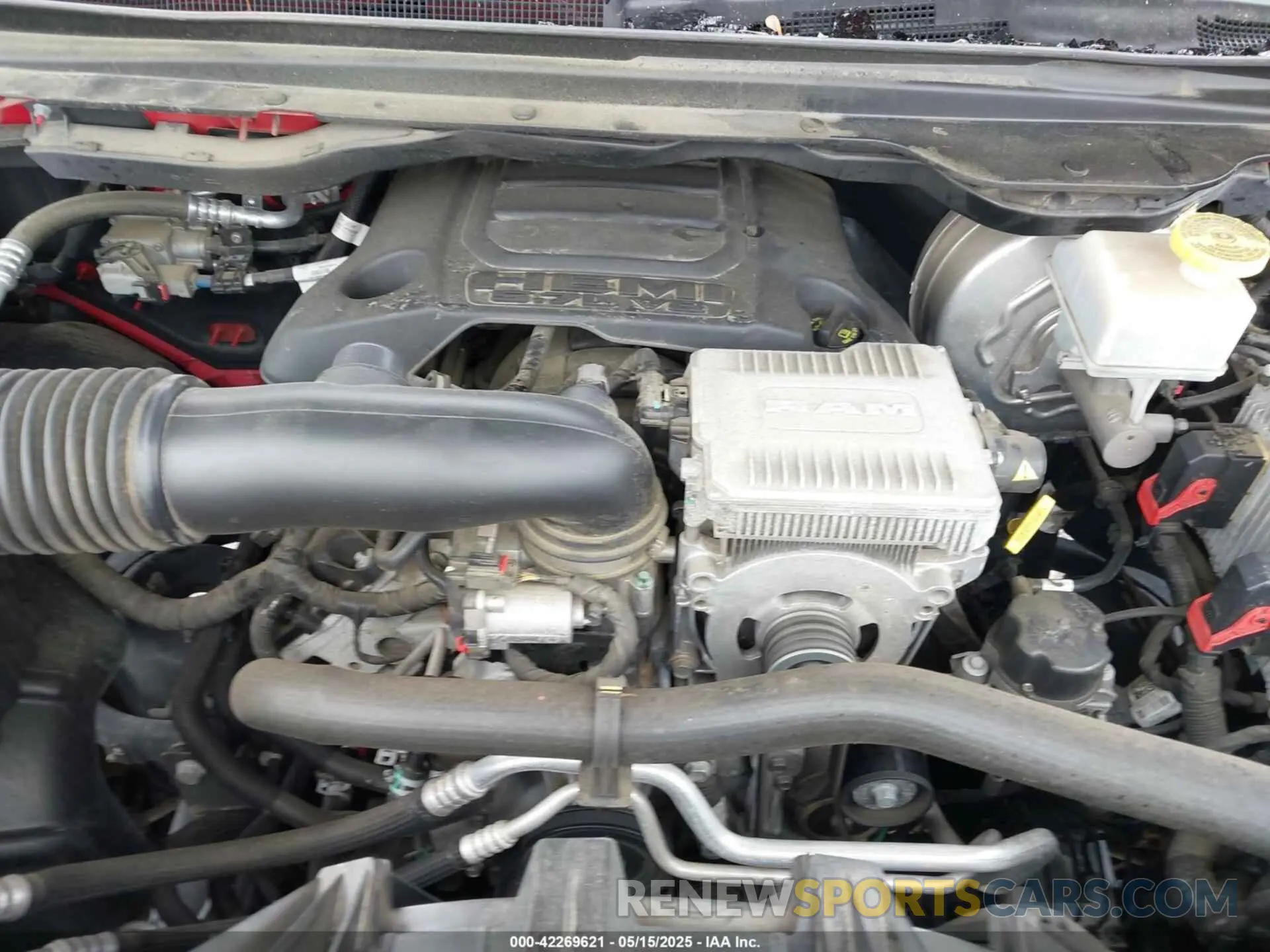10 Photograph of a damaged car 1C6SRFJT6LN183087 RAM 1500 2020