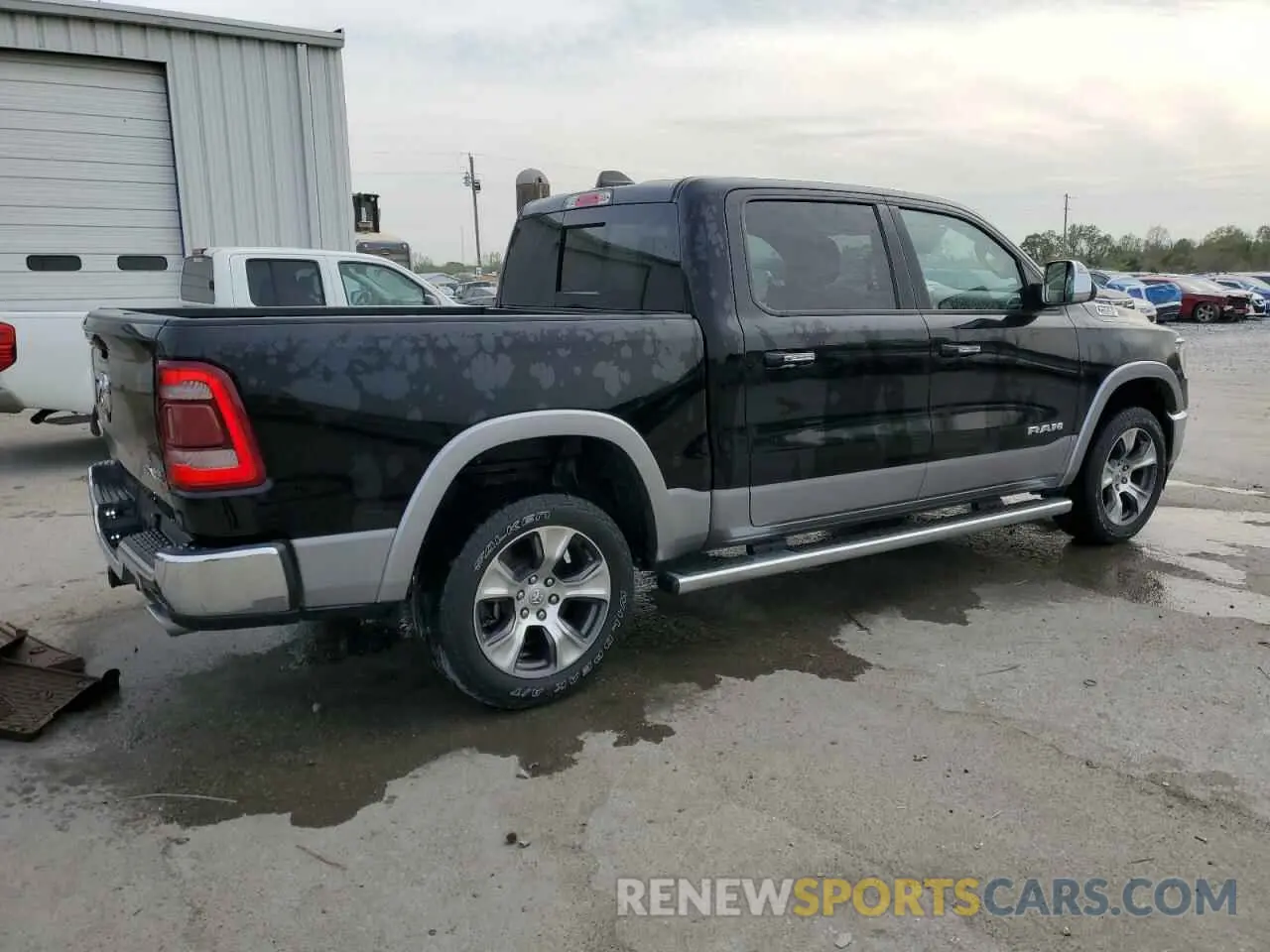 3 Photograph of a damaged car 1C6SRFJT6LN208067 RAM 1500 2020