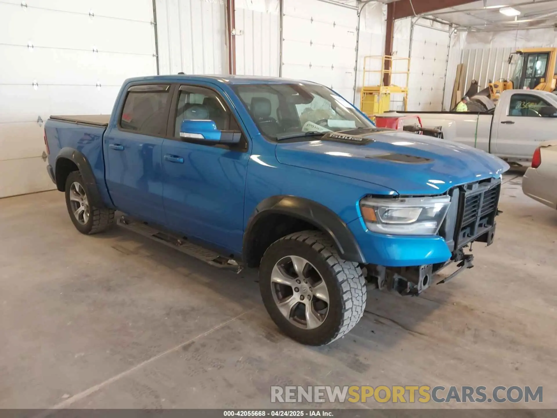 1 Photograph of a damaged car 1C6SRFJT6LN339838 RAM 1500 2020