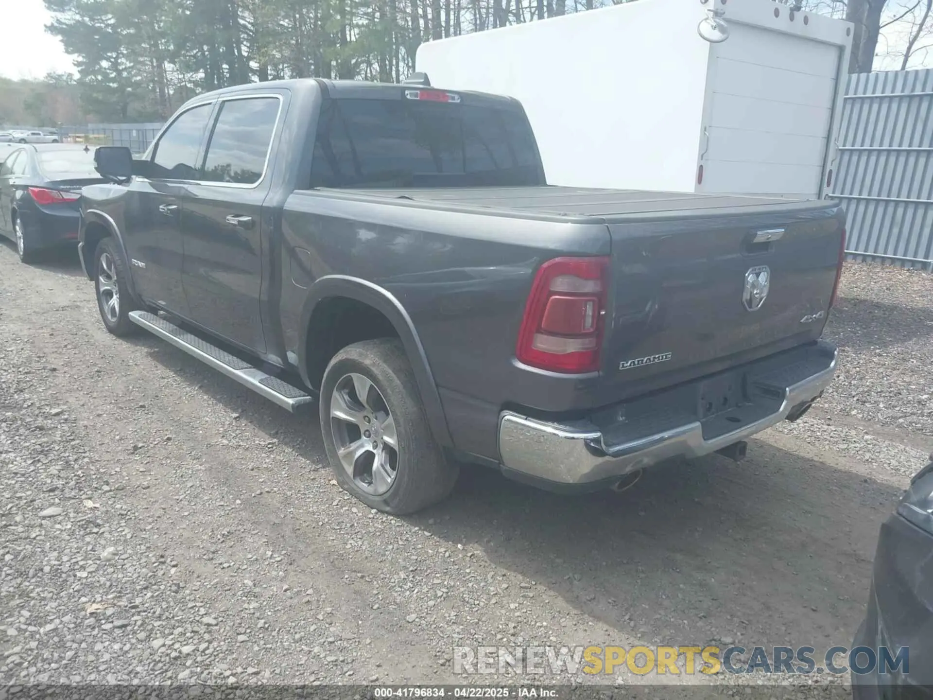 3 Photograph of a damaged car 1C6SRFJT8LN243564 RAM 1500 2020