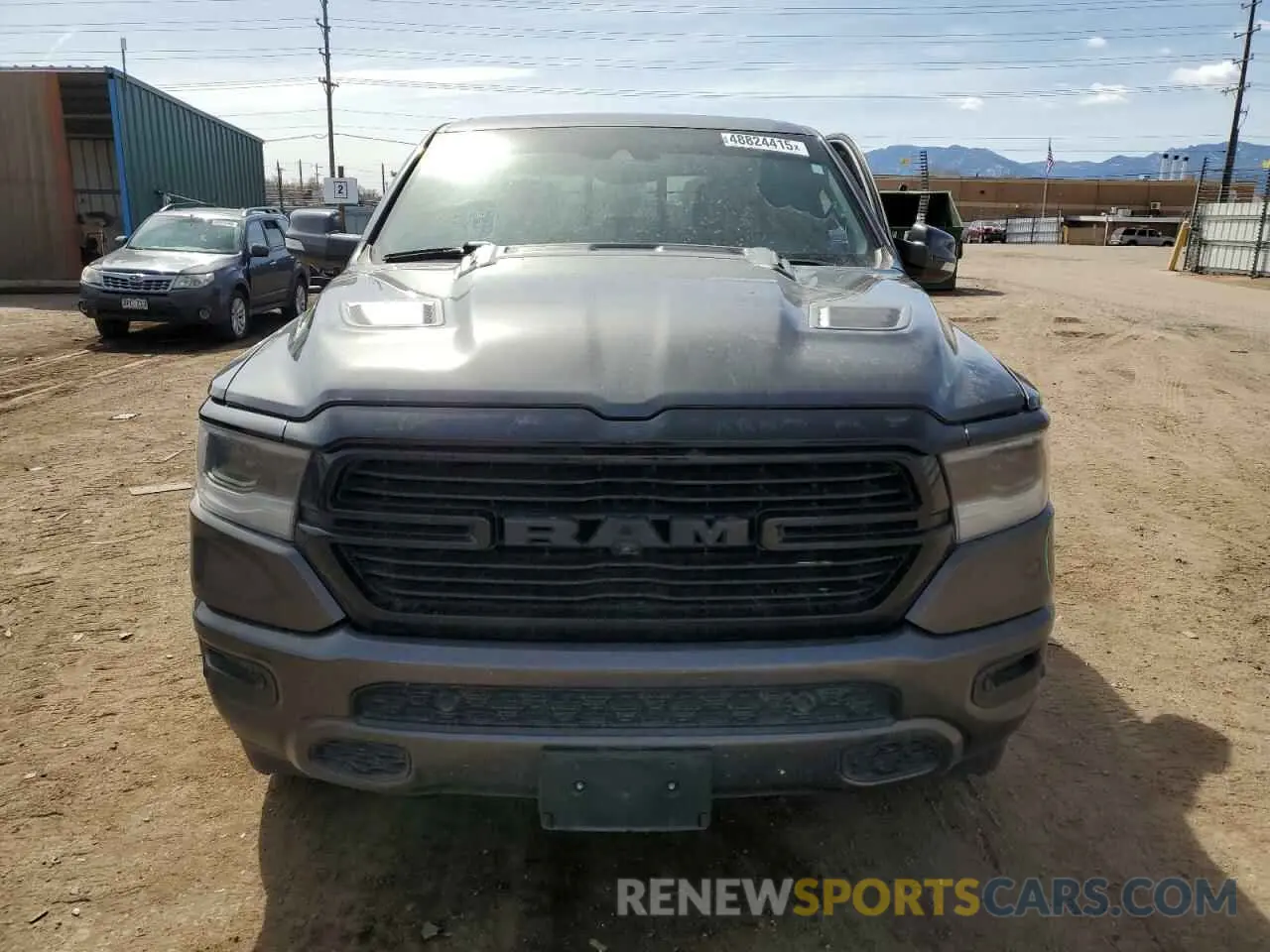 5 Photograph of a damaged car 1C6SRFJTXLN111602 RAM 1500 2020