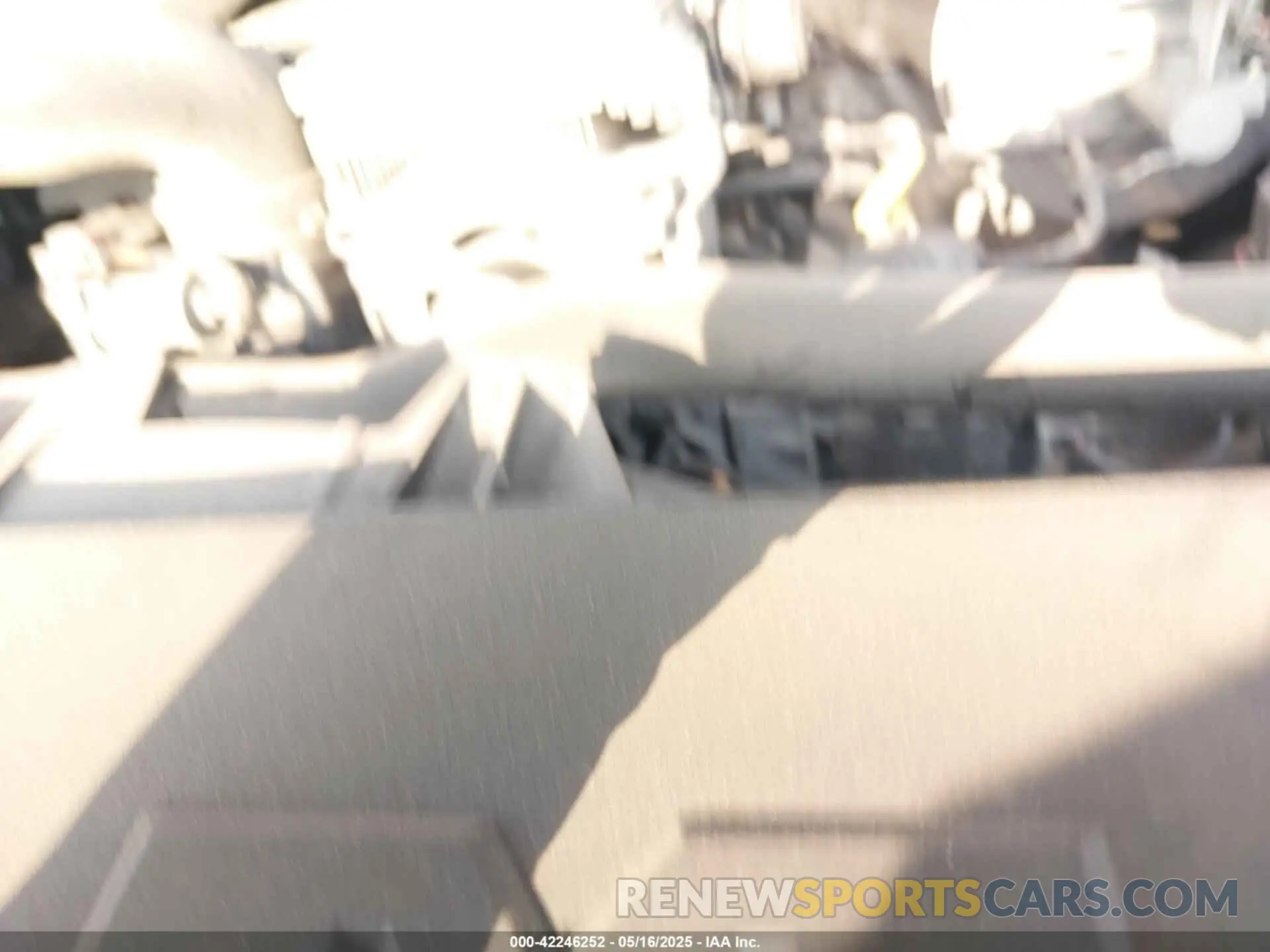 10 Photograph of a damaged car 1C6SRFKT0LN127449 RAM 1500 2020