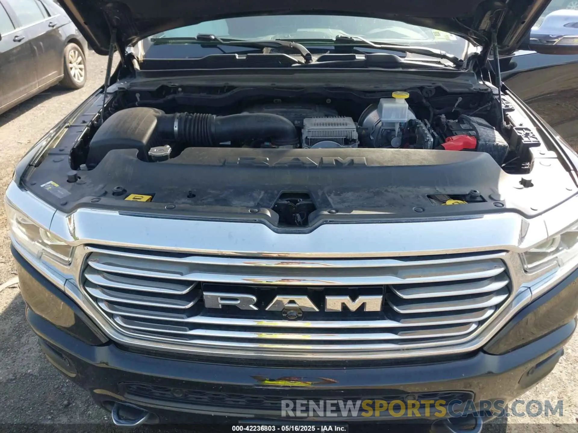 10 Photograph of a damaged car 1C6SRFKT5LN117418 RAM 1500 2020