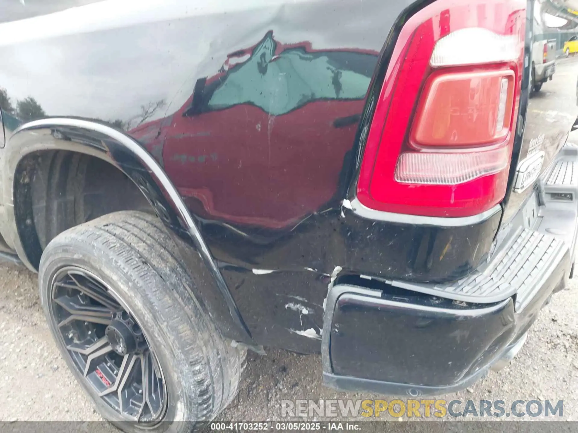 20 Photograph of a damaged car 1C6SRFKT8LN234913 RAM 1500 2020