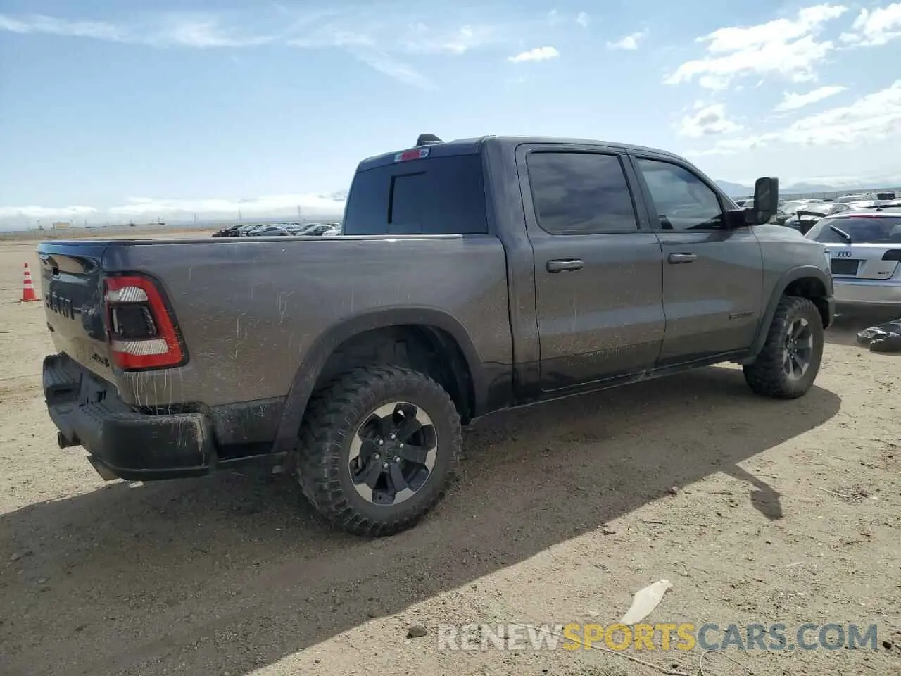 3 Photograph of a damaged car 1C6SRFLT1LN214727 RAM 1500 2020