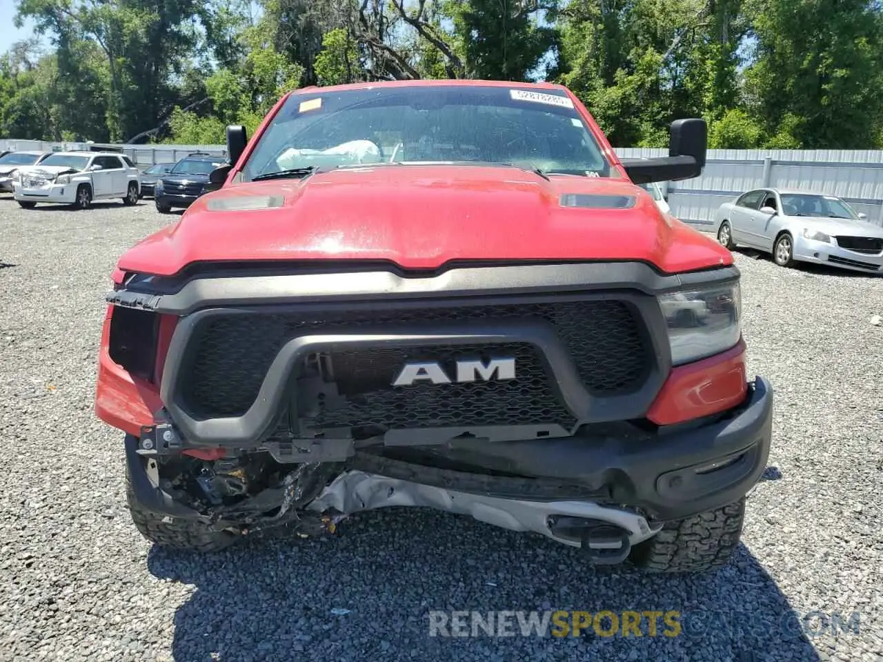 5 Photograph of a damaged car 1C6SRFLT2LN329658 RAM 1500 2020