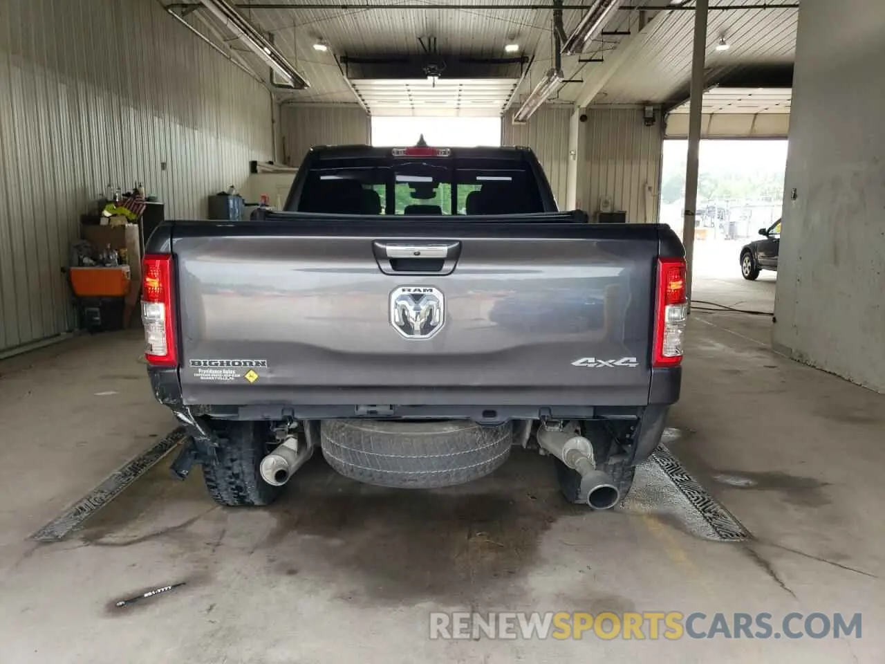 6 Photograph of a damaged car 1C6SRFMT0LN402167 RAM 1500 2020