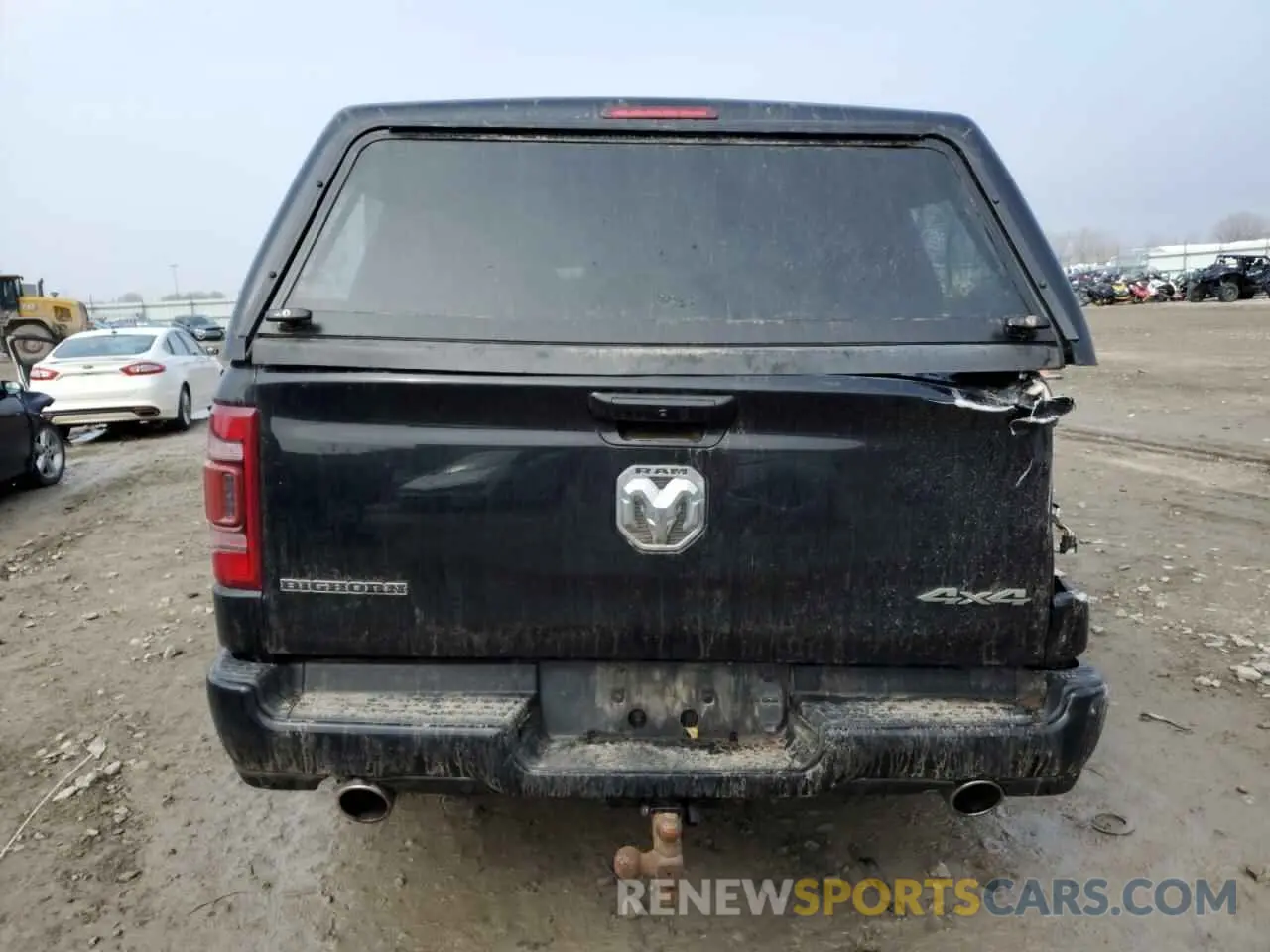 6 Photograph of a damaged car 1C6SRFMT3LN175492 RAM 1500 2020