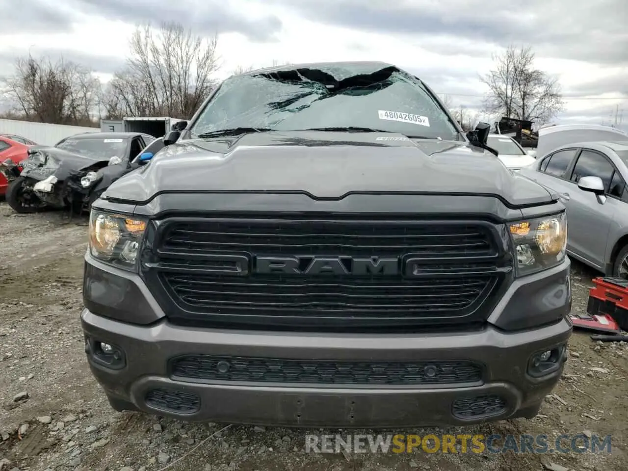 5 Photograph of a damaged car 1C6SRFMT9LN243987 RAM 1500 2020