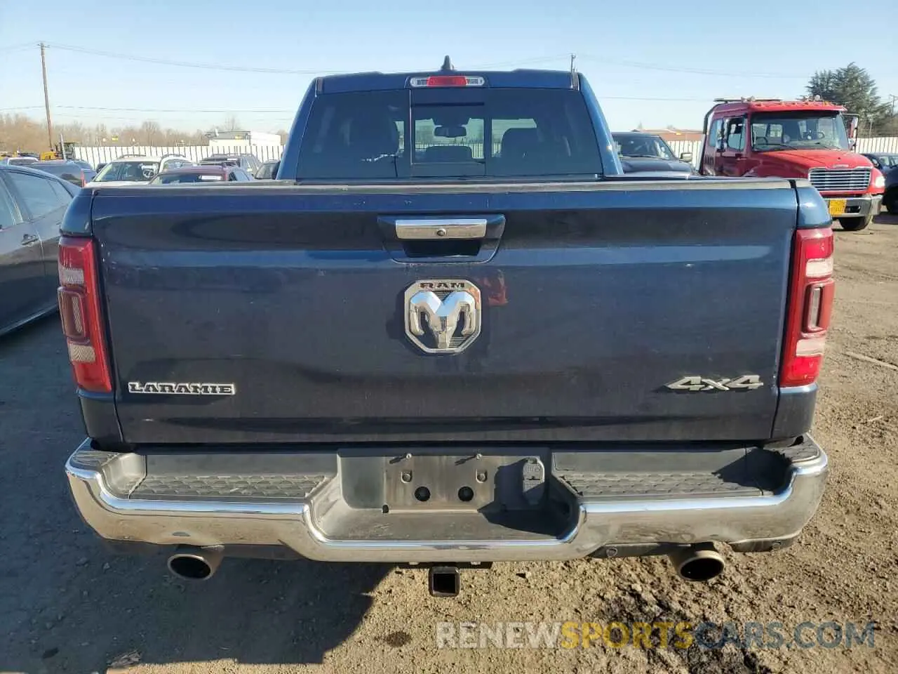 6 Photograph of a damaged car 1C6SRFRT3LN118525 RAM 1500 2020