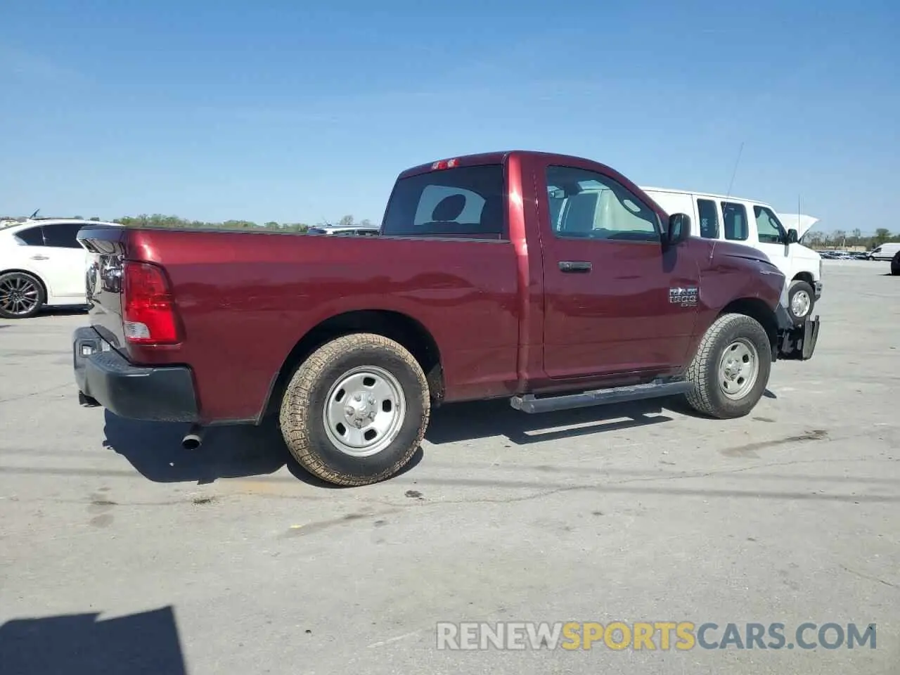3 Photograph of a damaged car 3C6JR6AG0LG122499 RAM 1500 2020