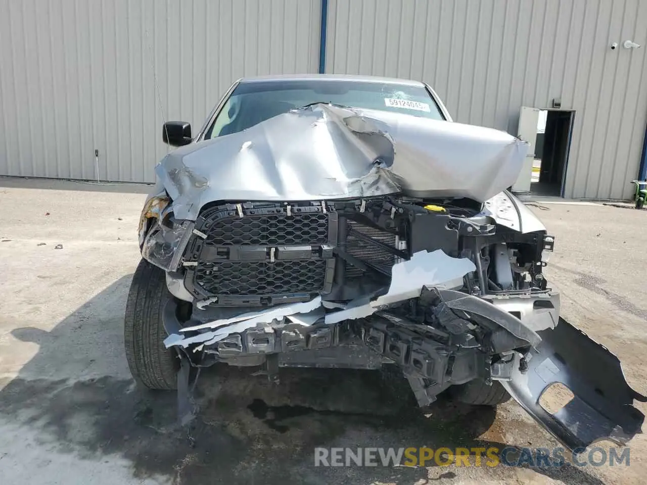 5 Photograph of a damaged car 1C6RR6FG0MS520978 RAM 1500 2021