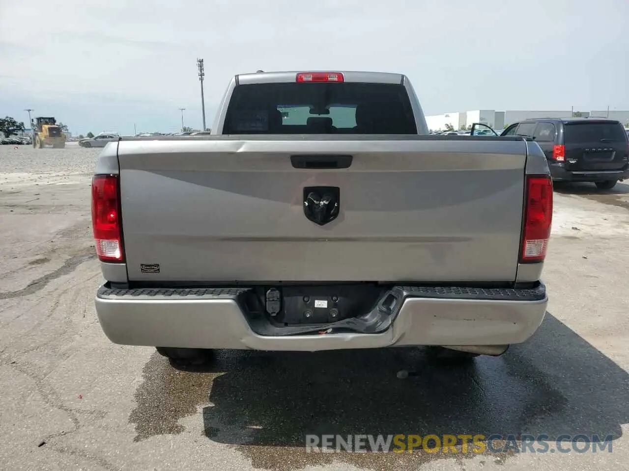 6 Photograph of a damaged car 1C6RR6FG0MS520978 RAM 1500 2021