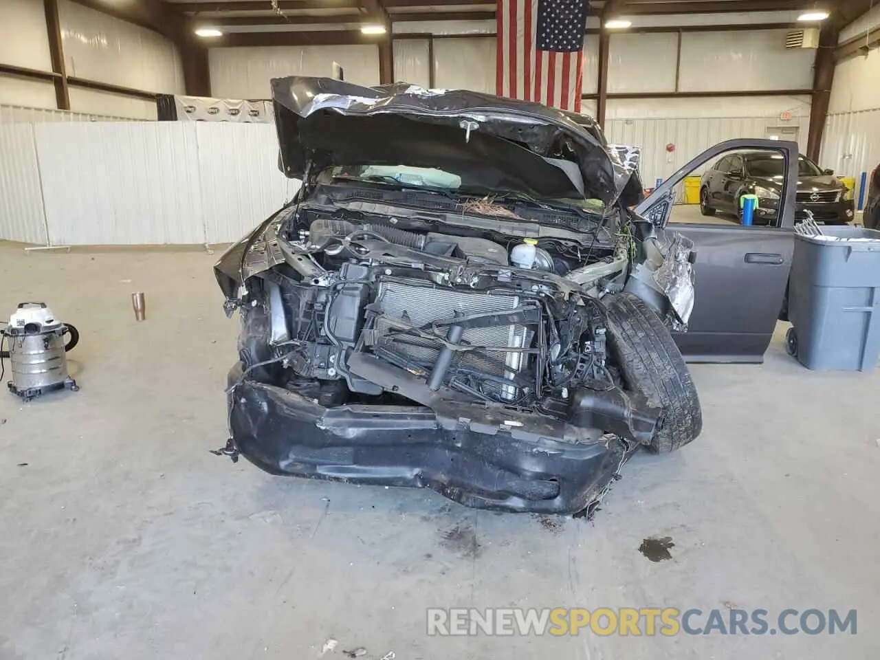 5 Photograph of a damaged car 1C6RR6FG1MS530788 RAM 1500 2021