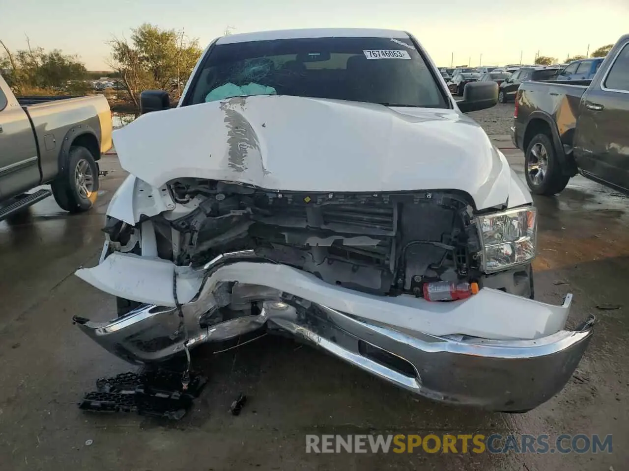 5 Photograph of a damaged car 1C6RR6FT3MS569041 RAM 1500 2021