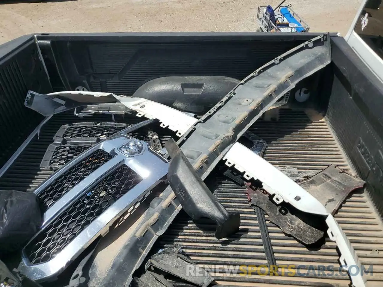 12 Photograph of a damaged car 1C6RR6FT4MS500570 RAM 1500 2021