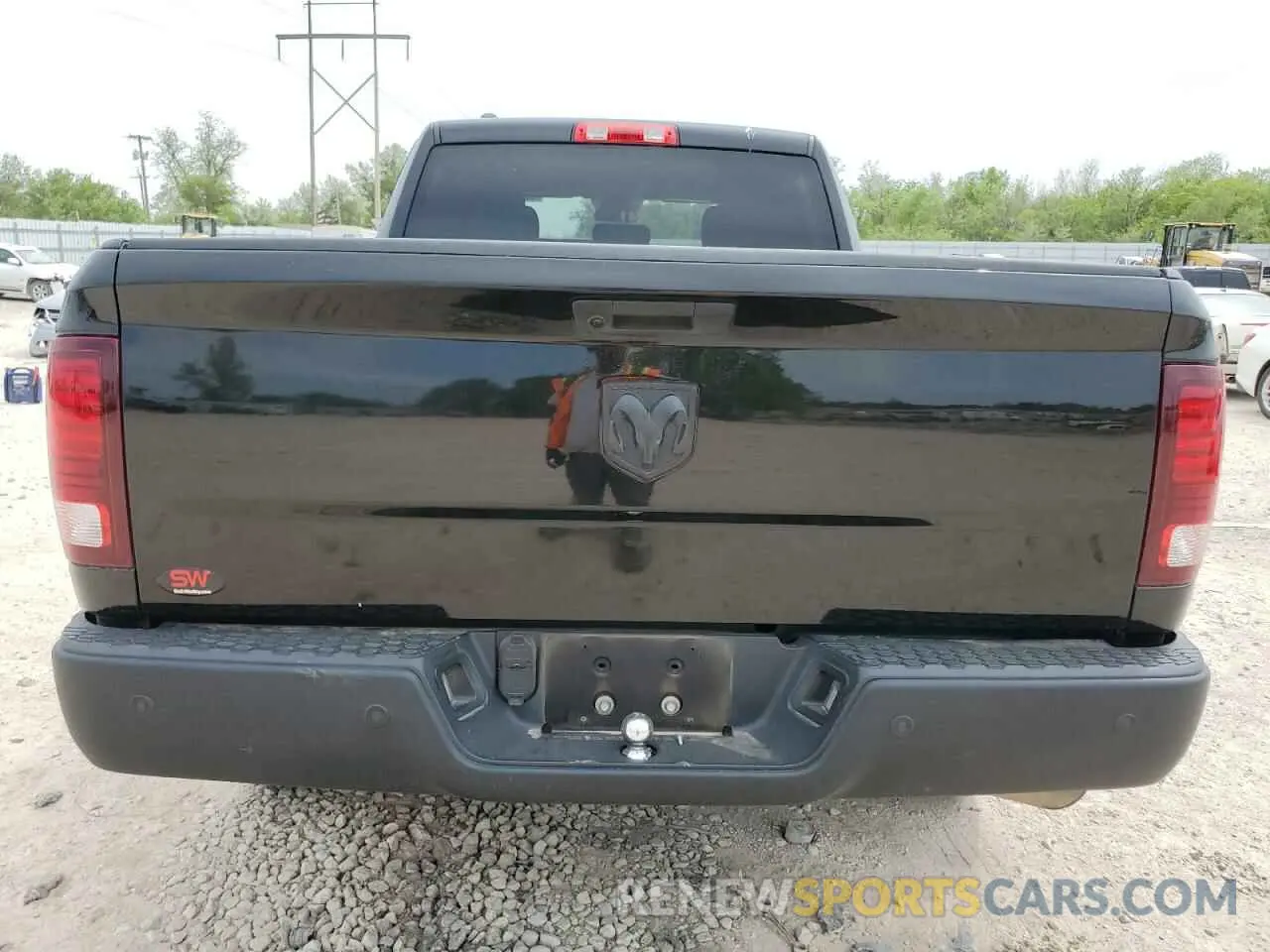 6 Photograph of a damaged car 1C6RR6GGXMS558927 RAM 1500 2021