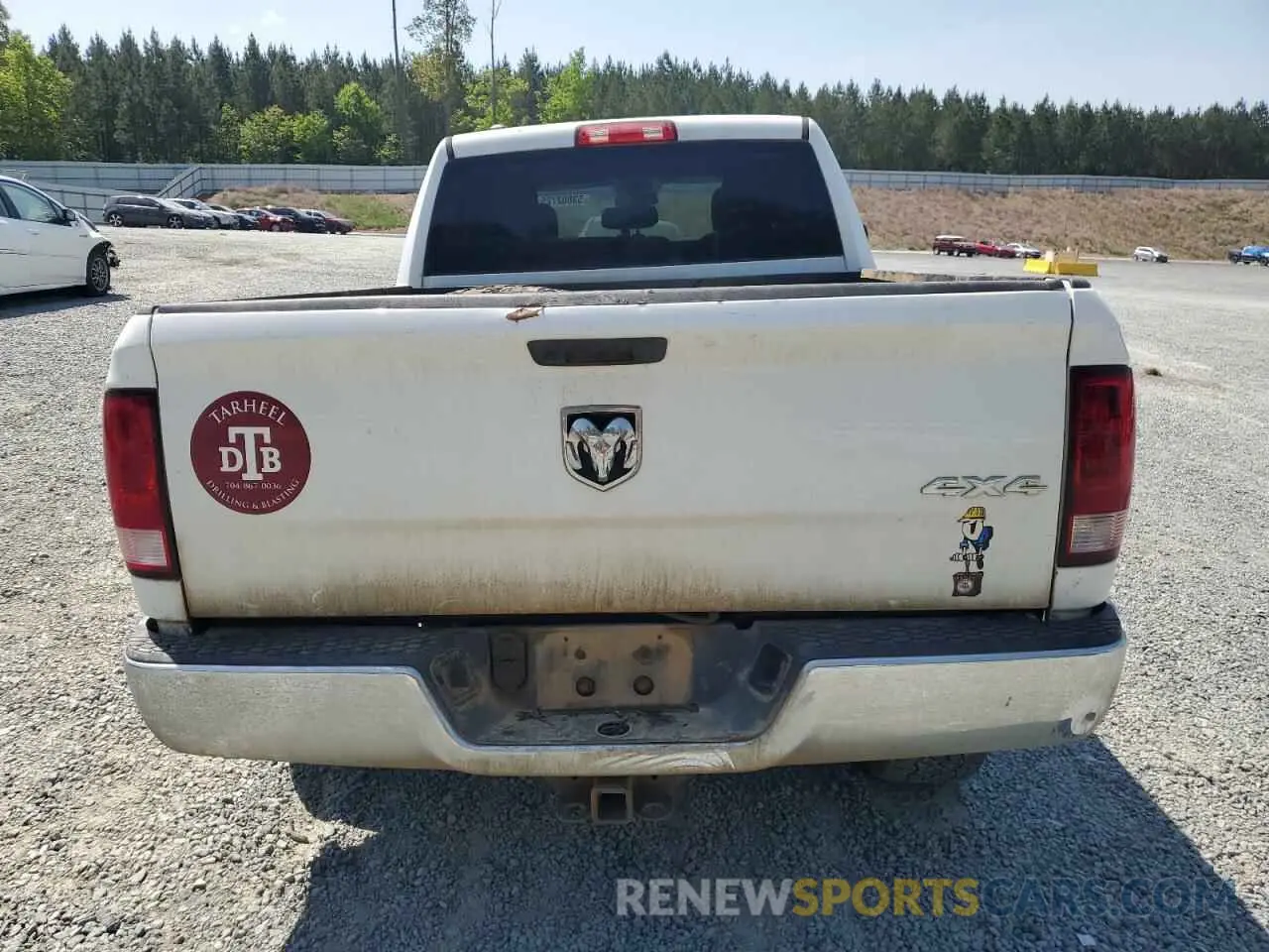 6 Photograph of a damaged car 1C6RR7FT7MS505378 RAM 1500 2021