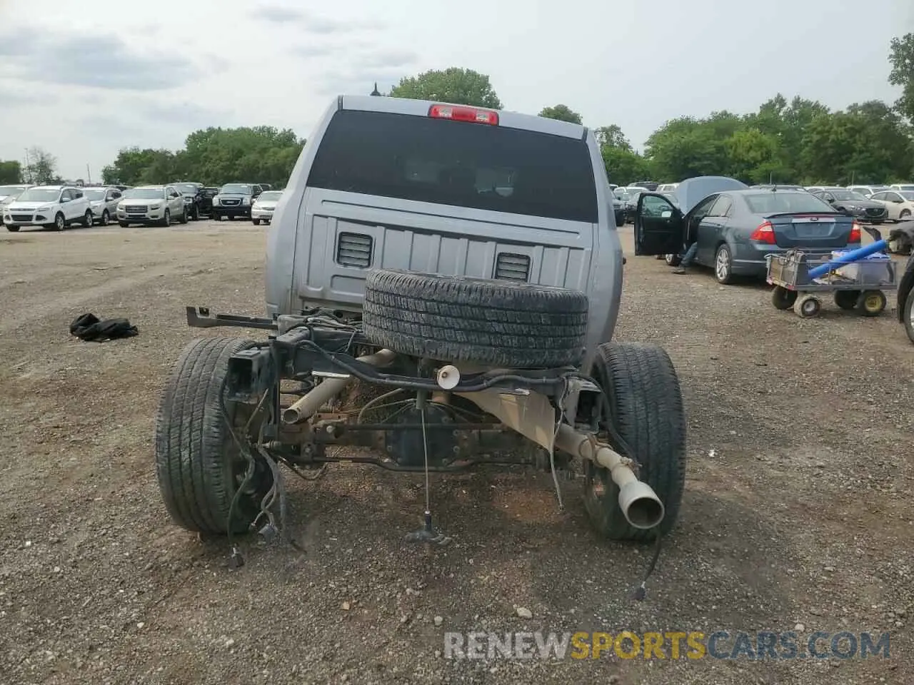 6 Photograph of a damaged car 1C6RR7GT4MS506180 RAM 1500 2021
