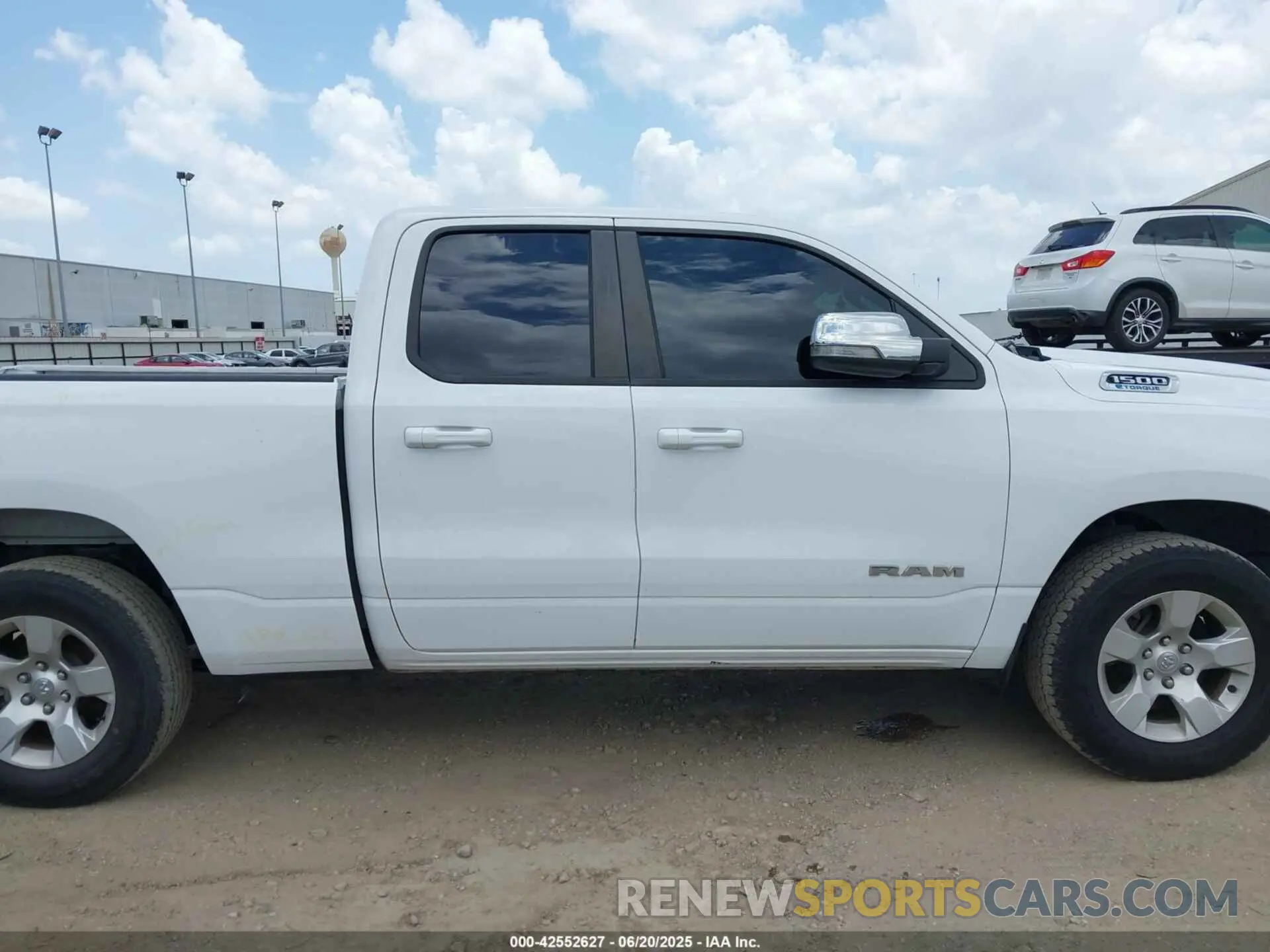 14 Photograph of a damaged car 1C6RREBG0MN752690 RAM 1500 2021